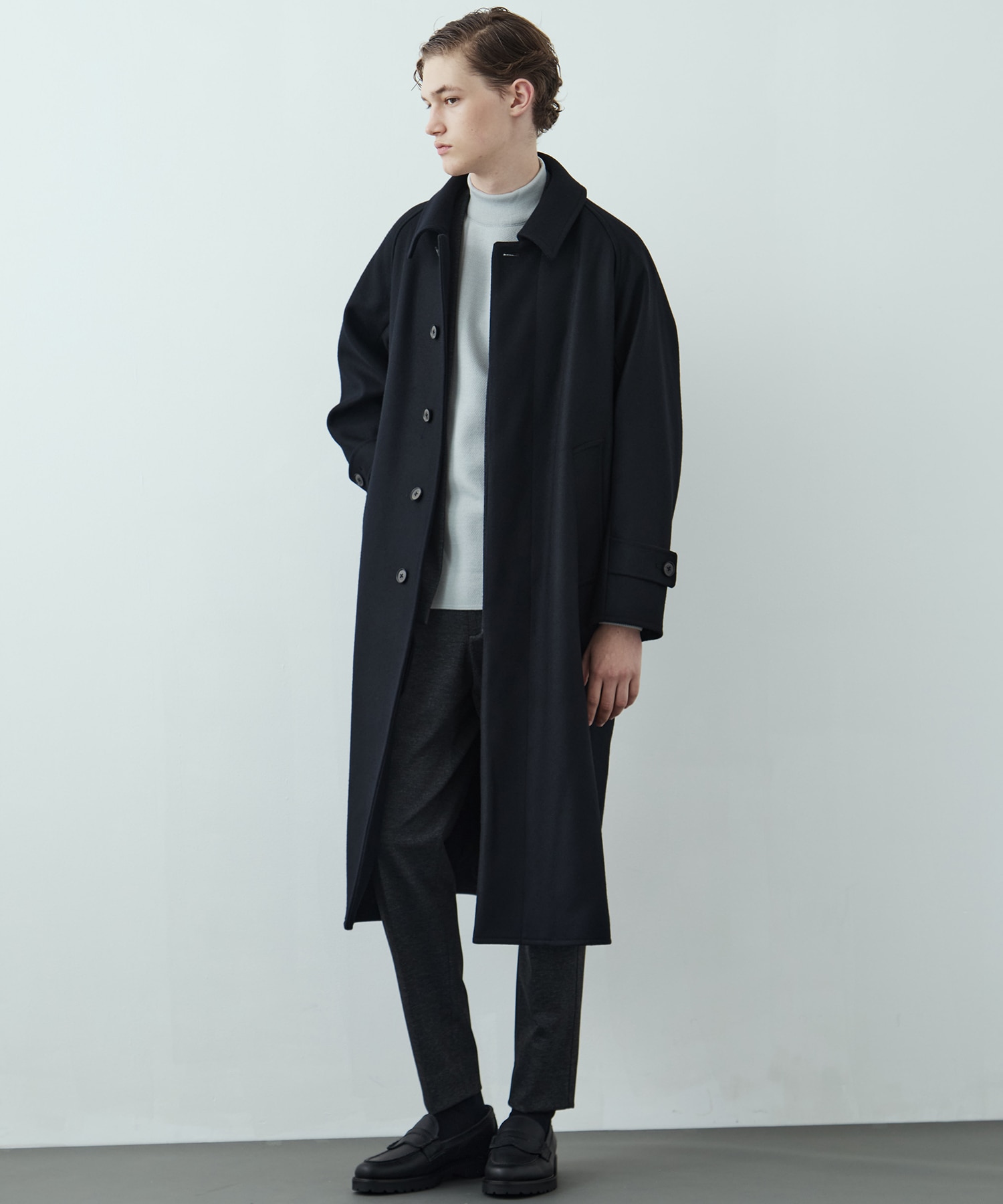 〈WEB限定〉SILVER WOOL MOCK NECK KNIT