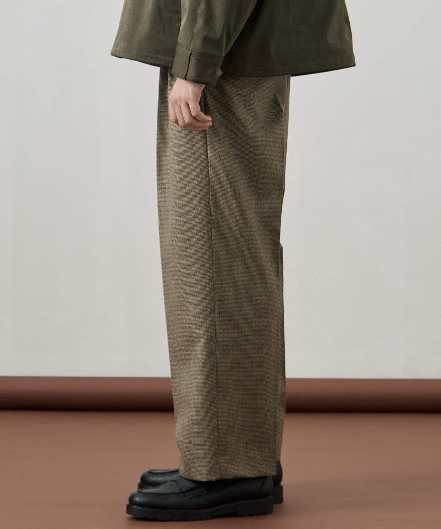 ウールフラノ  2タックストレートパンツ