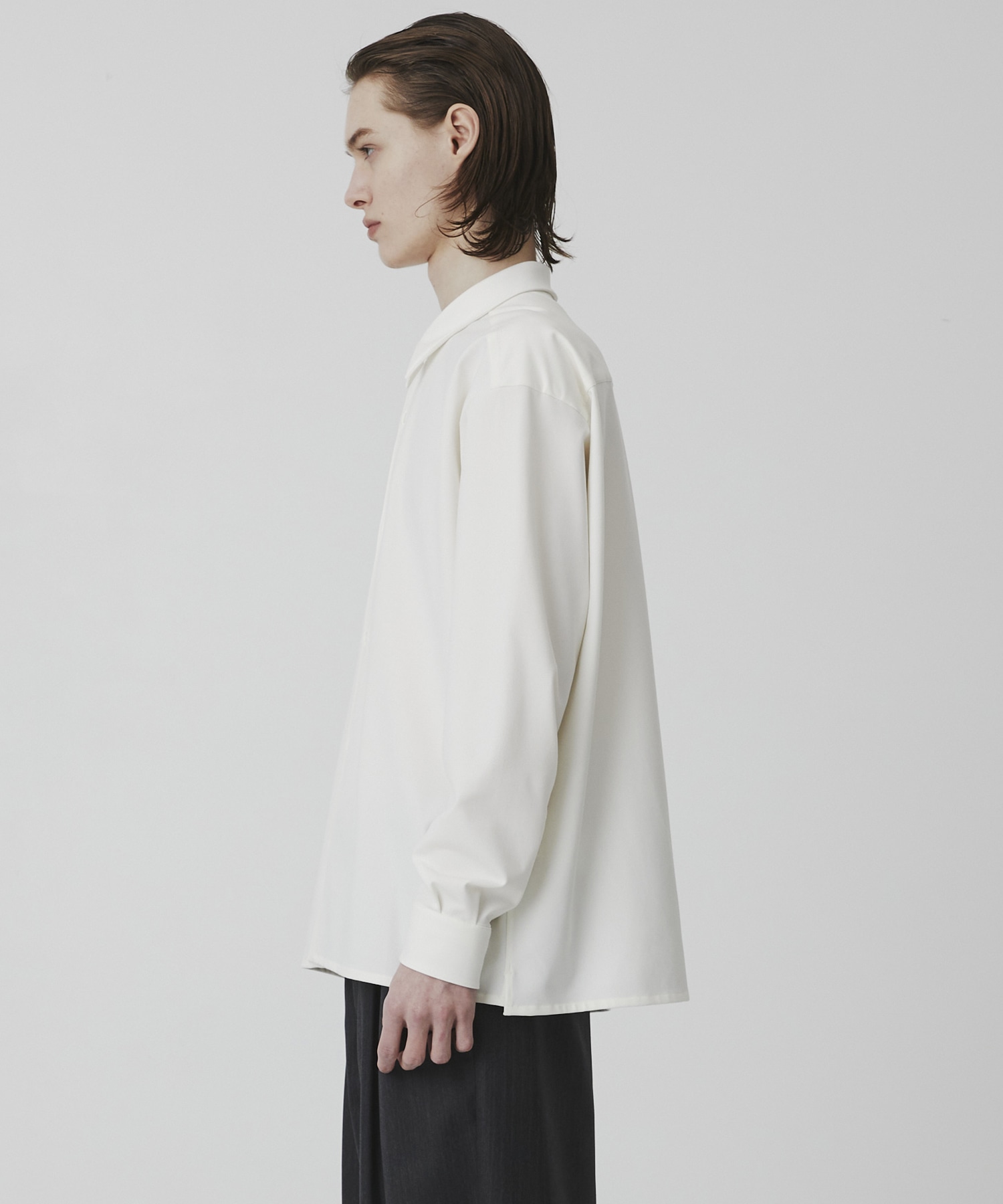 アウトラストロングスリーブシャツ
