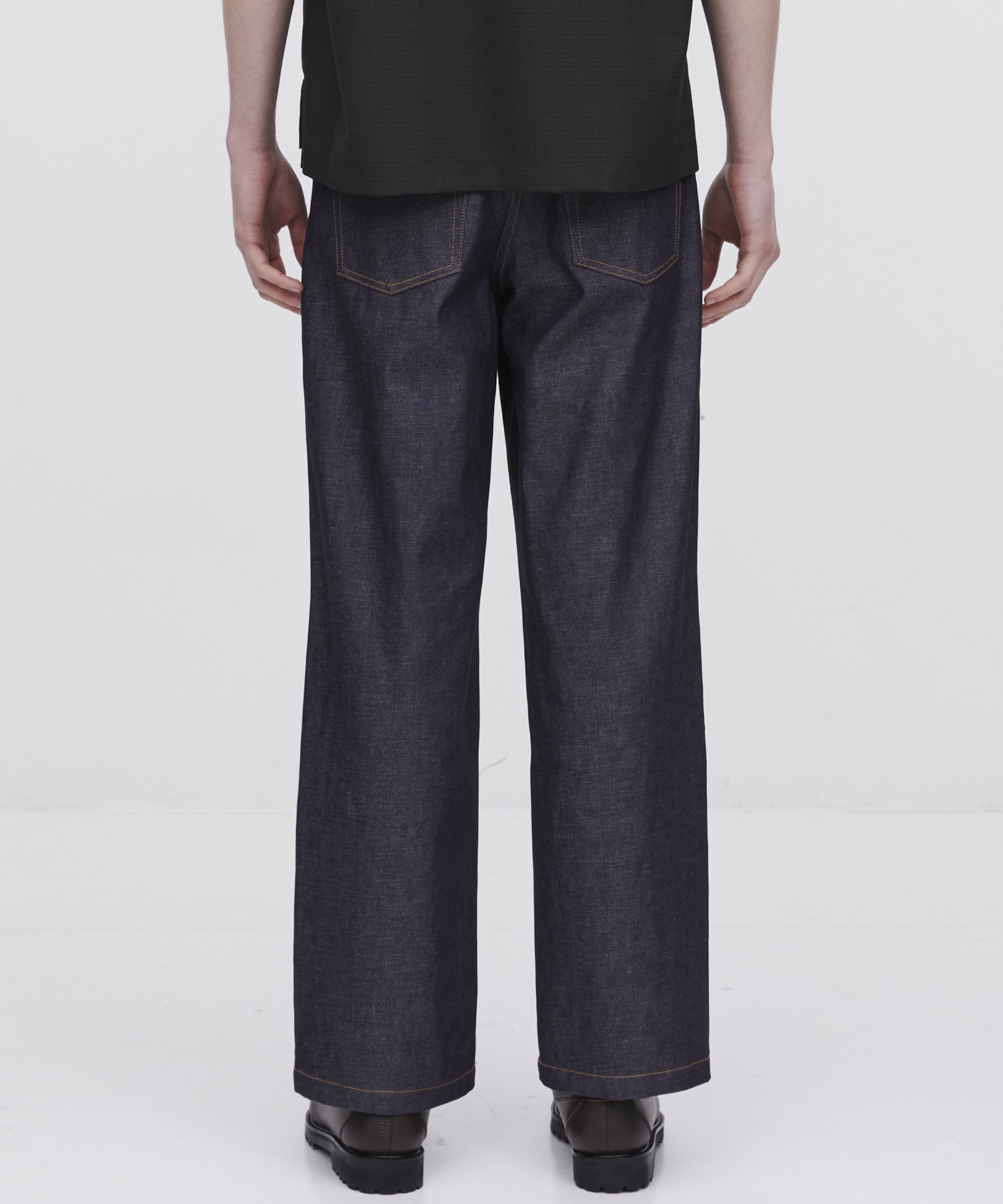 SUPIMA DENIM ストレートセミフレアパンツ