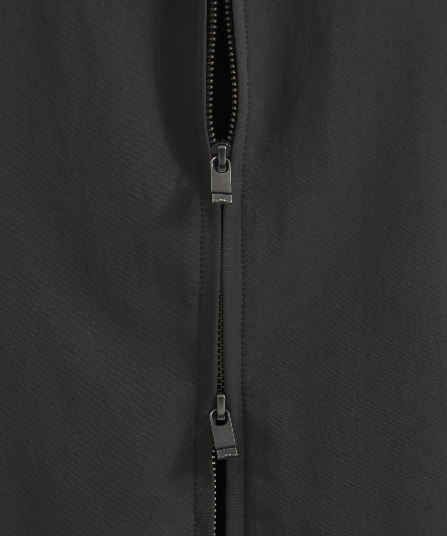 〈数量限定〉LIGHT DOLPHIN ジップブルゾン