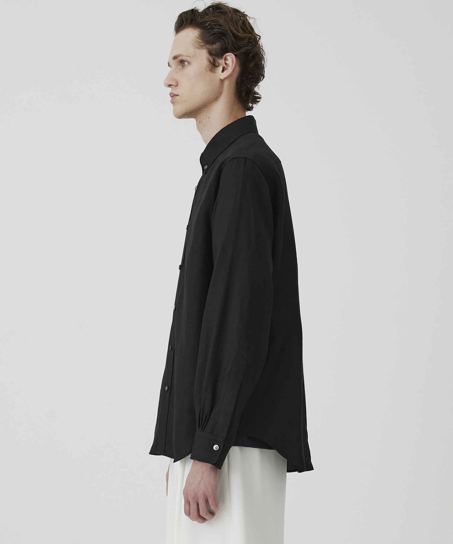 LINEN AMUNDSEN B.D SHIRT