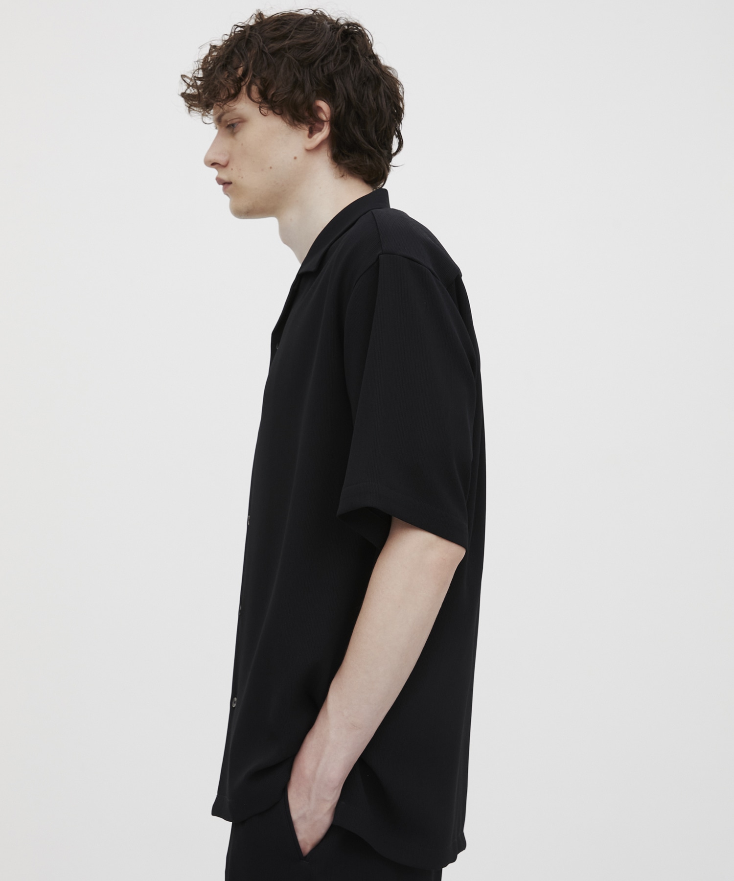 COLD DRY PLEATS オープンカラーシャツ