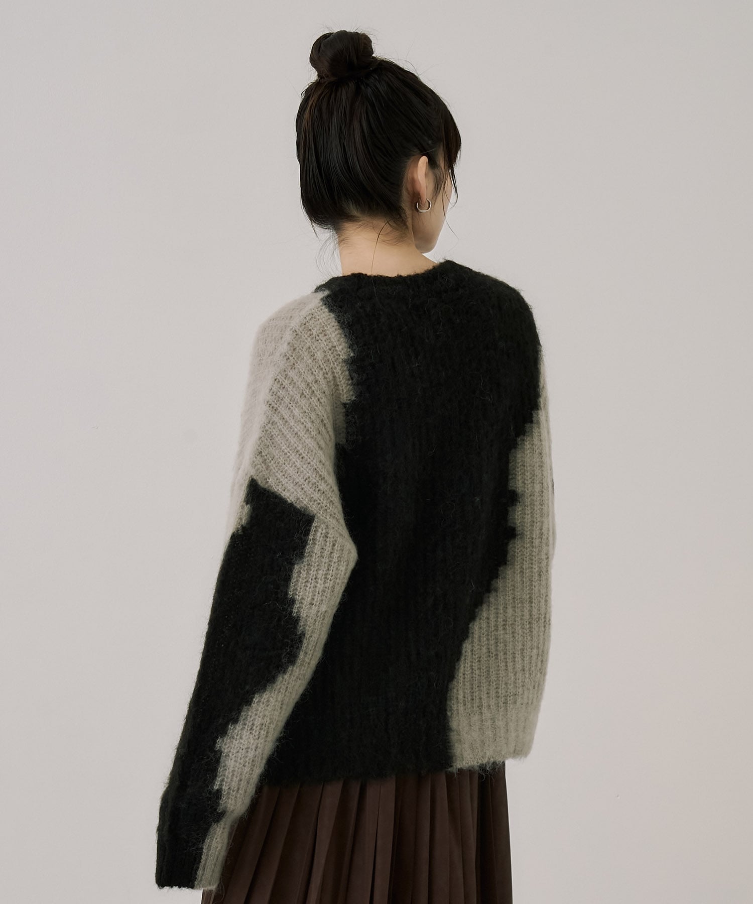 ランダムモチーフモヘアニット