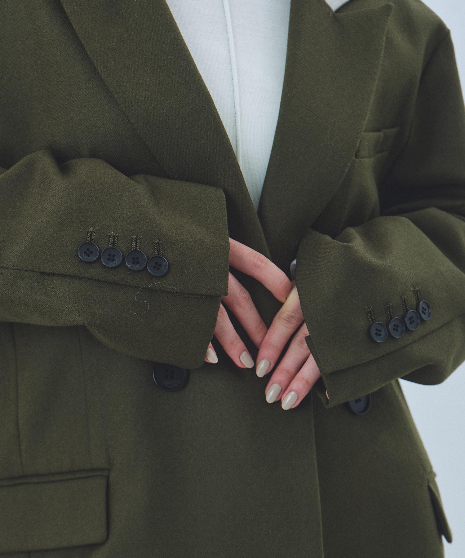 〈残りわずか〉ラペルポイントテーラードジャケット