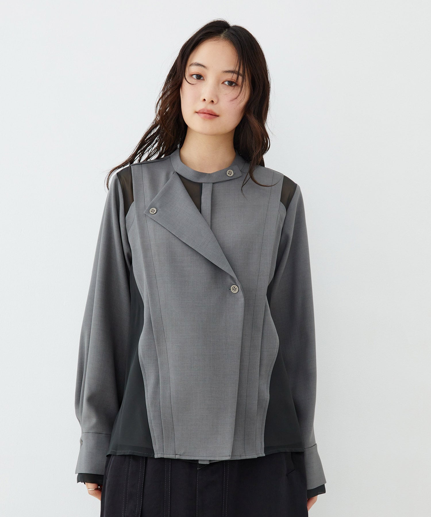 シアーレイヤーブラウス