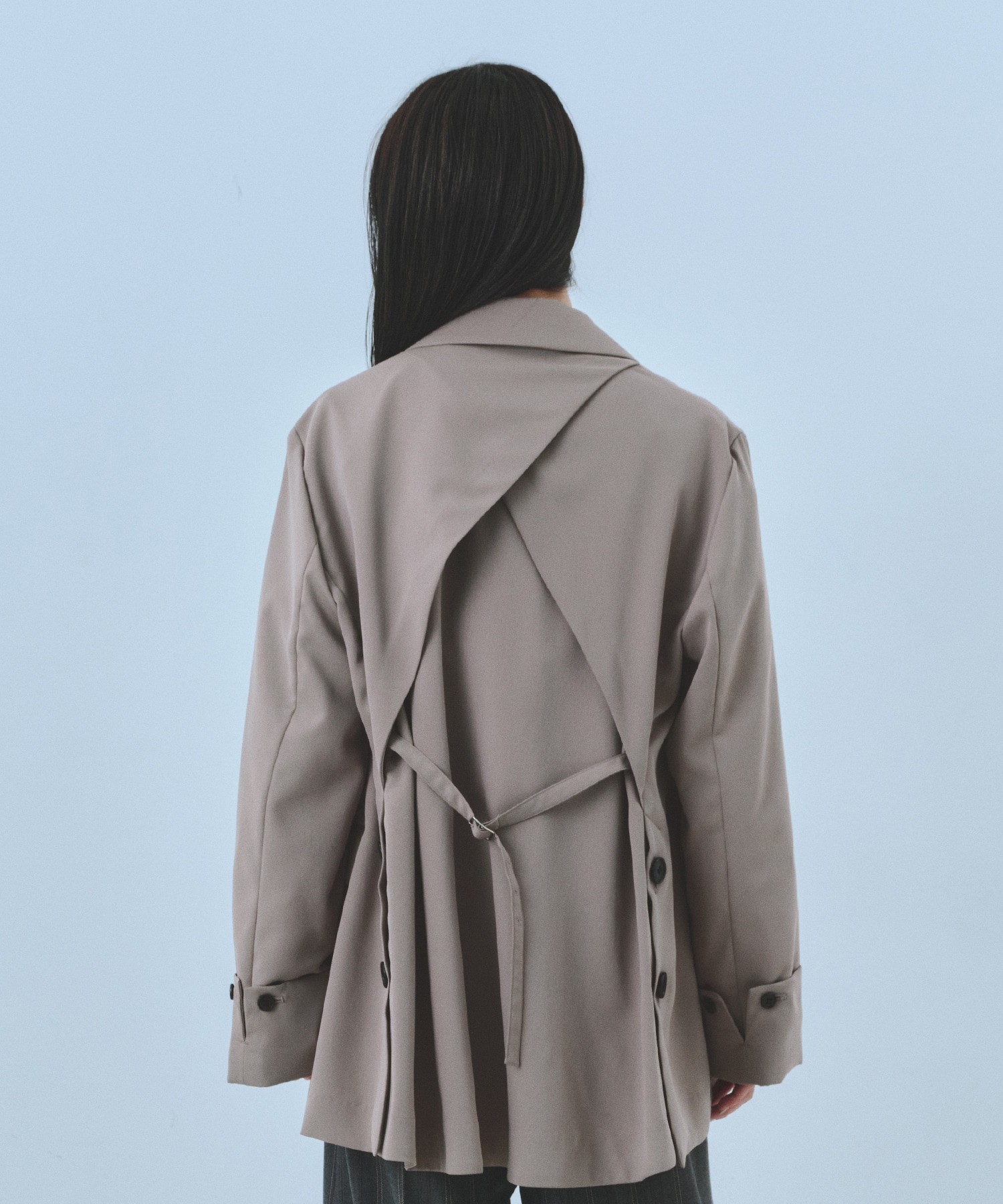 バックベルトレイヤードジャケット