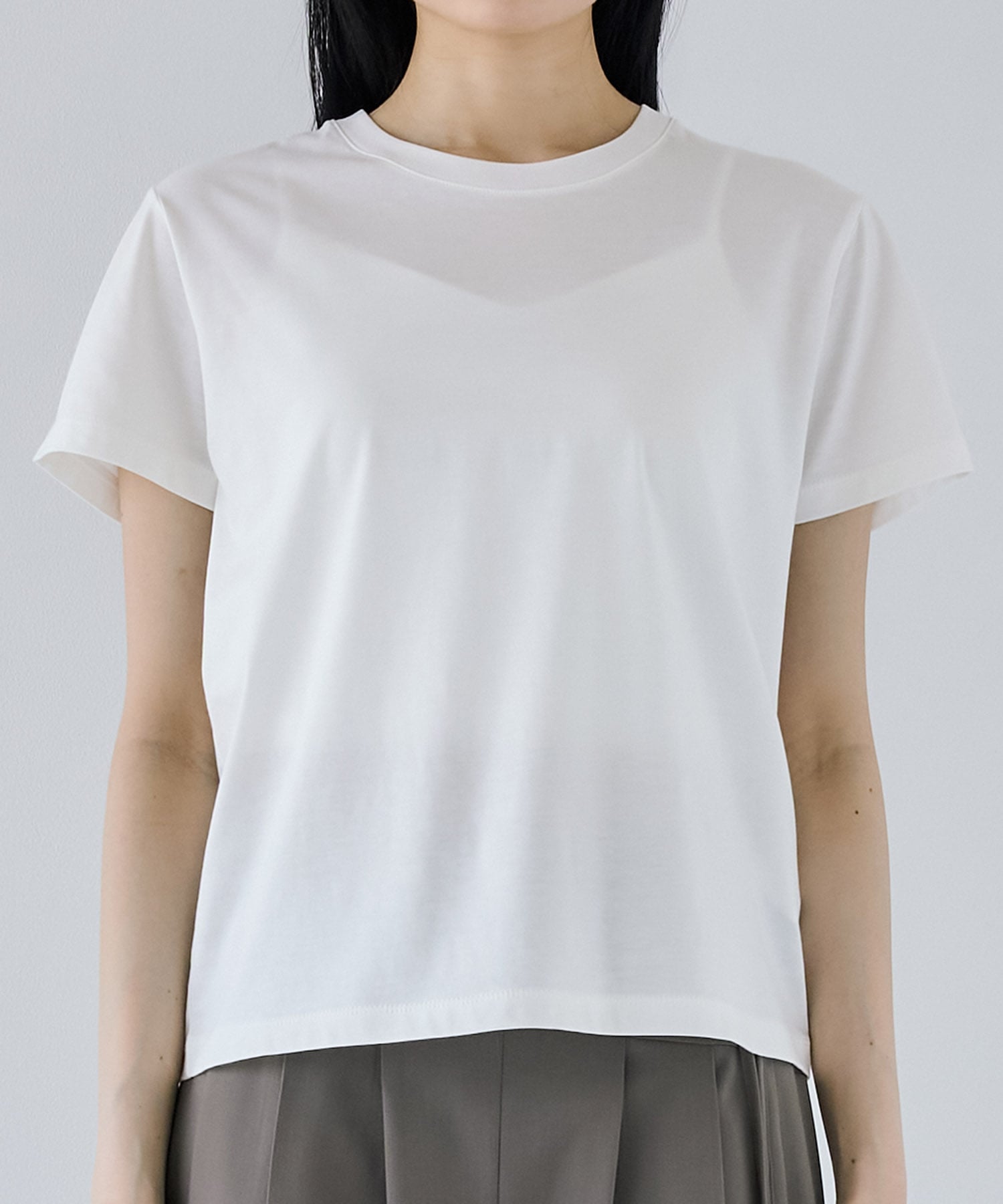 スリーククルーTEE