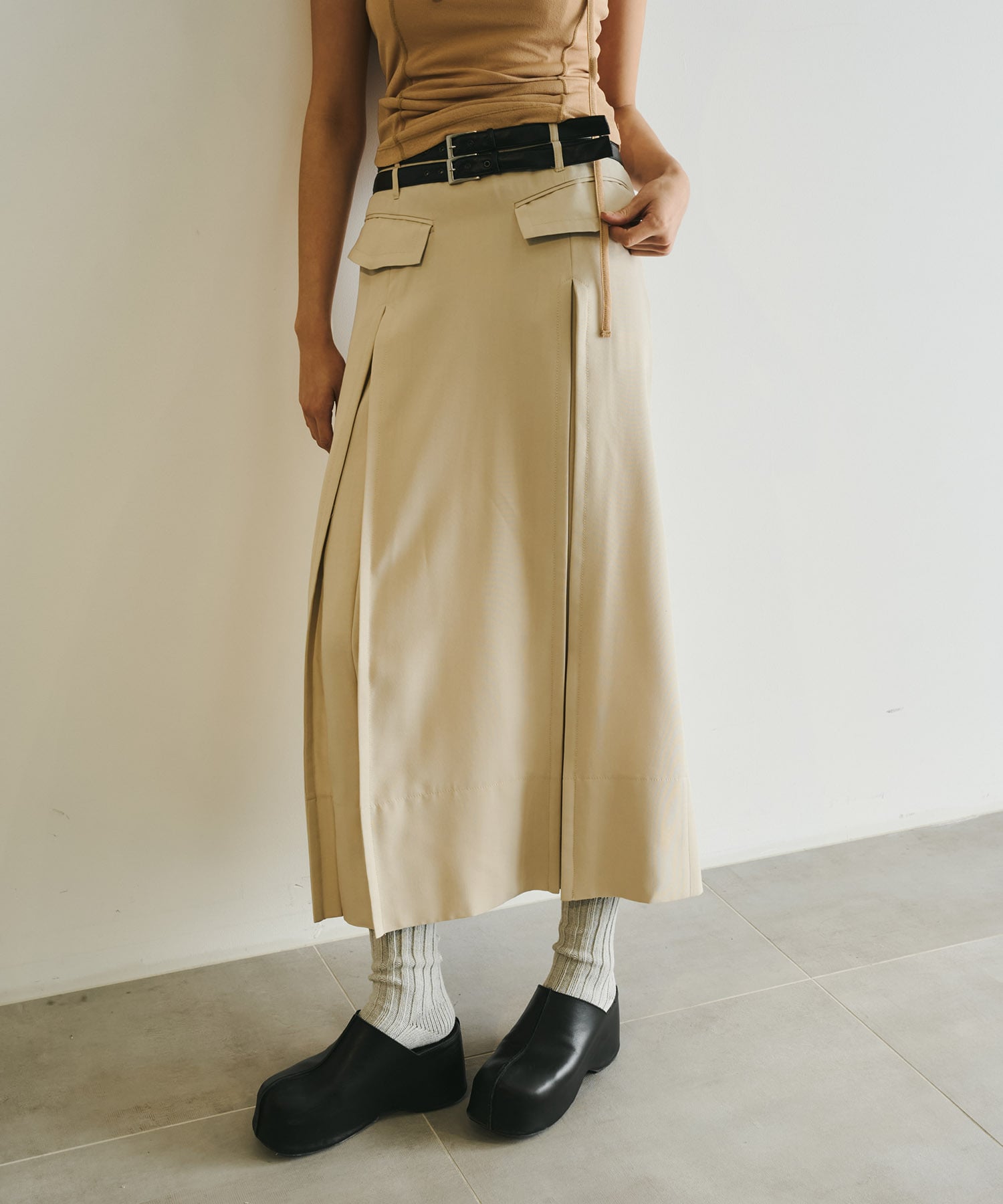 Double Belted Inverted Pleats Skirt