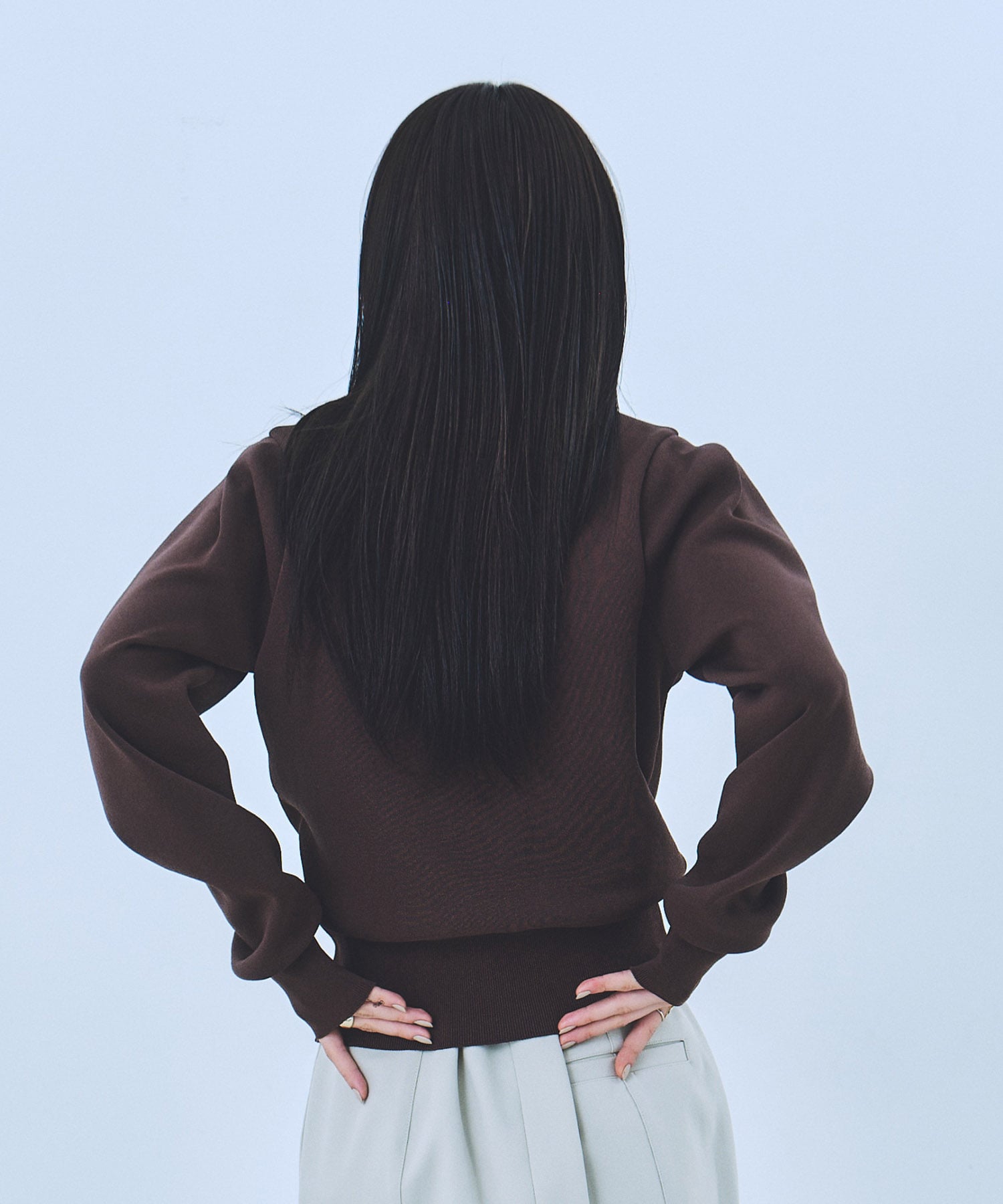 ショルダータックニットトップス