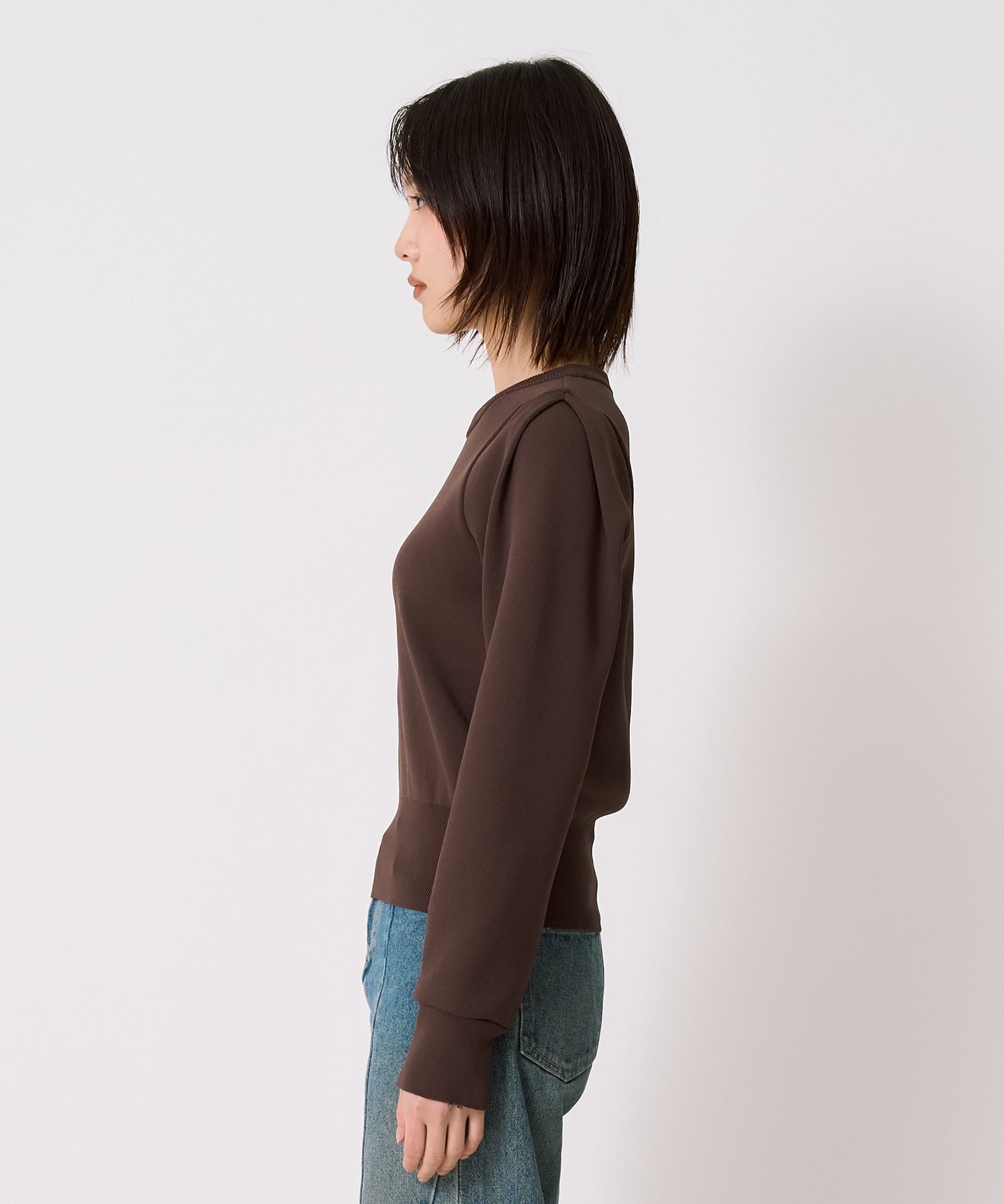 ショルダータックニットトップス