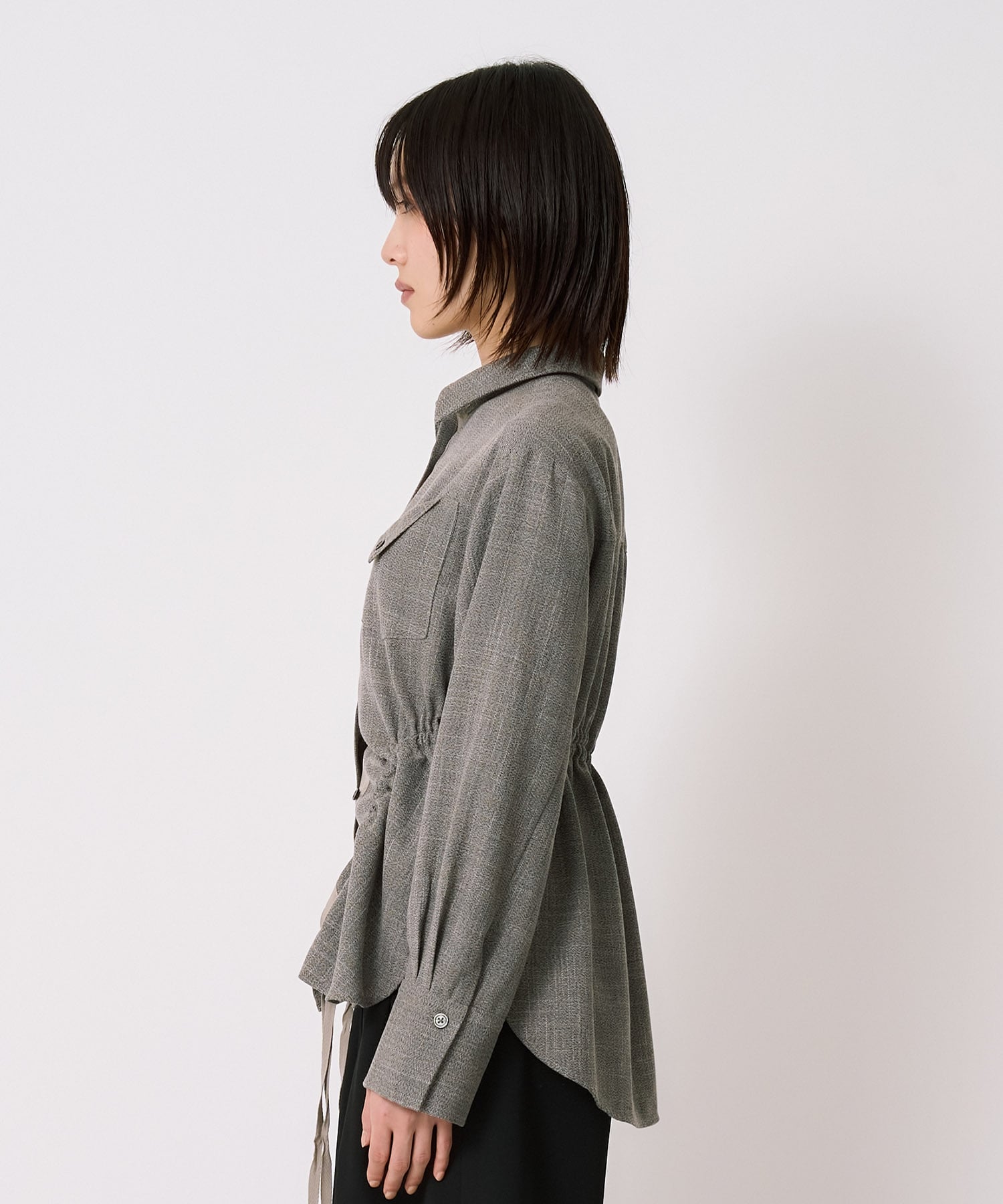 ドロストペプラムシャツ