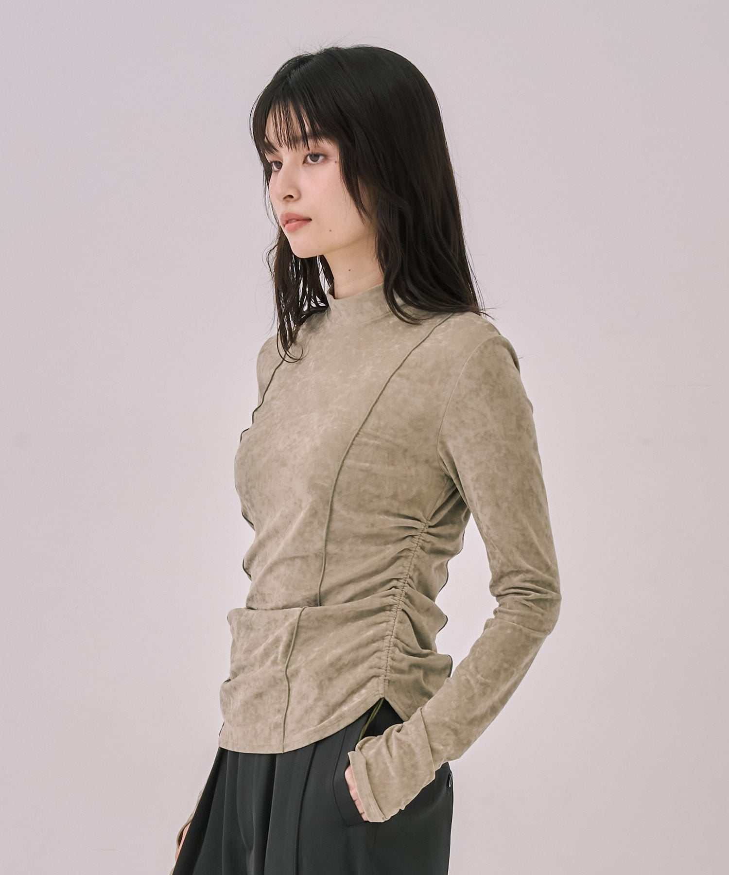 トリアセテートベロアプルオーバー