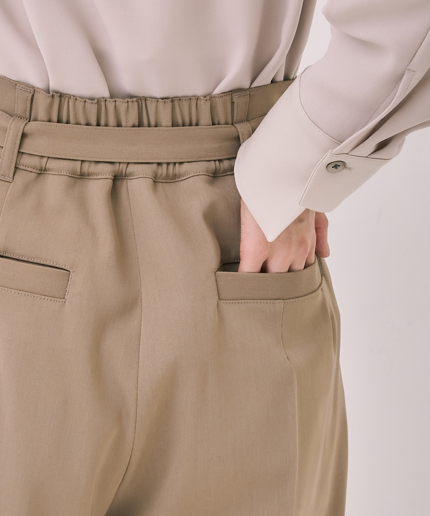 【WEB先行発売】アイレットベルトストレートパンツ