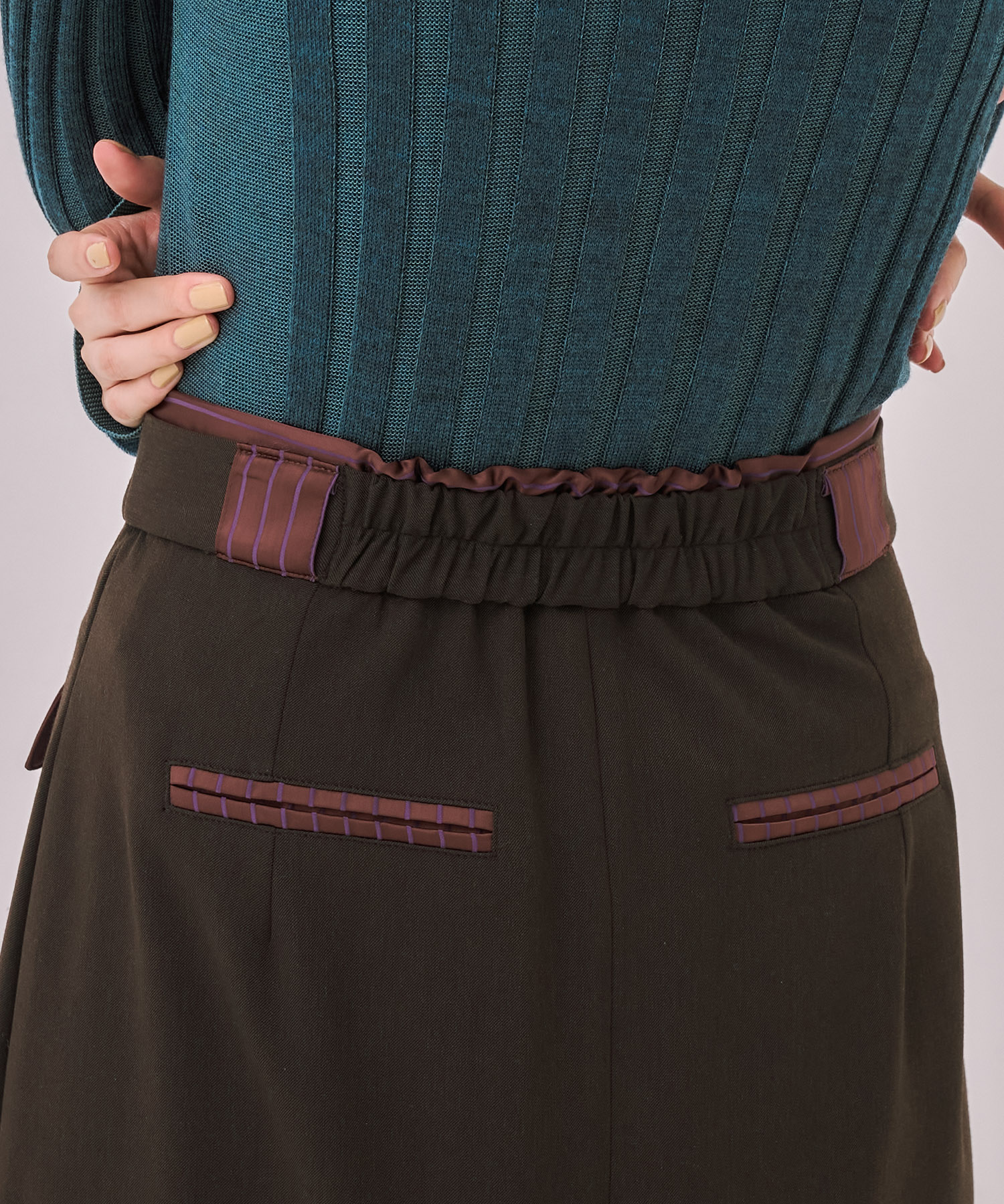 ダブルベルトラップスカート