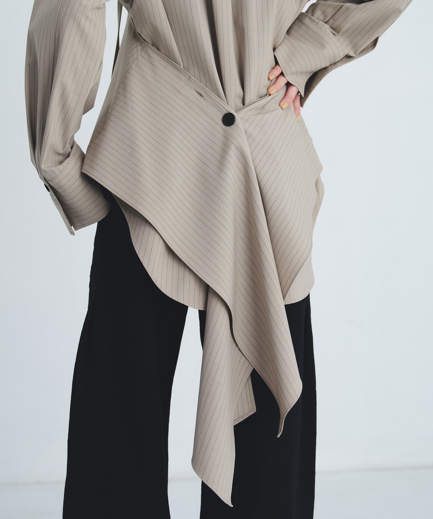 レイヤードテーラーカラーシャツ