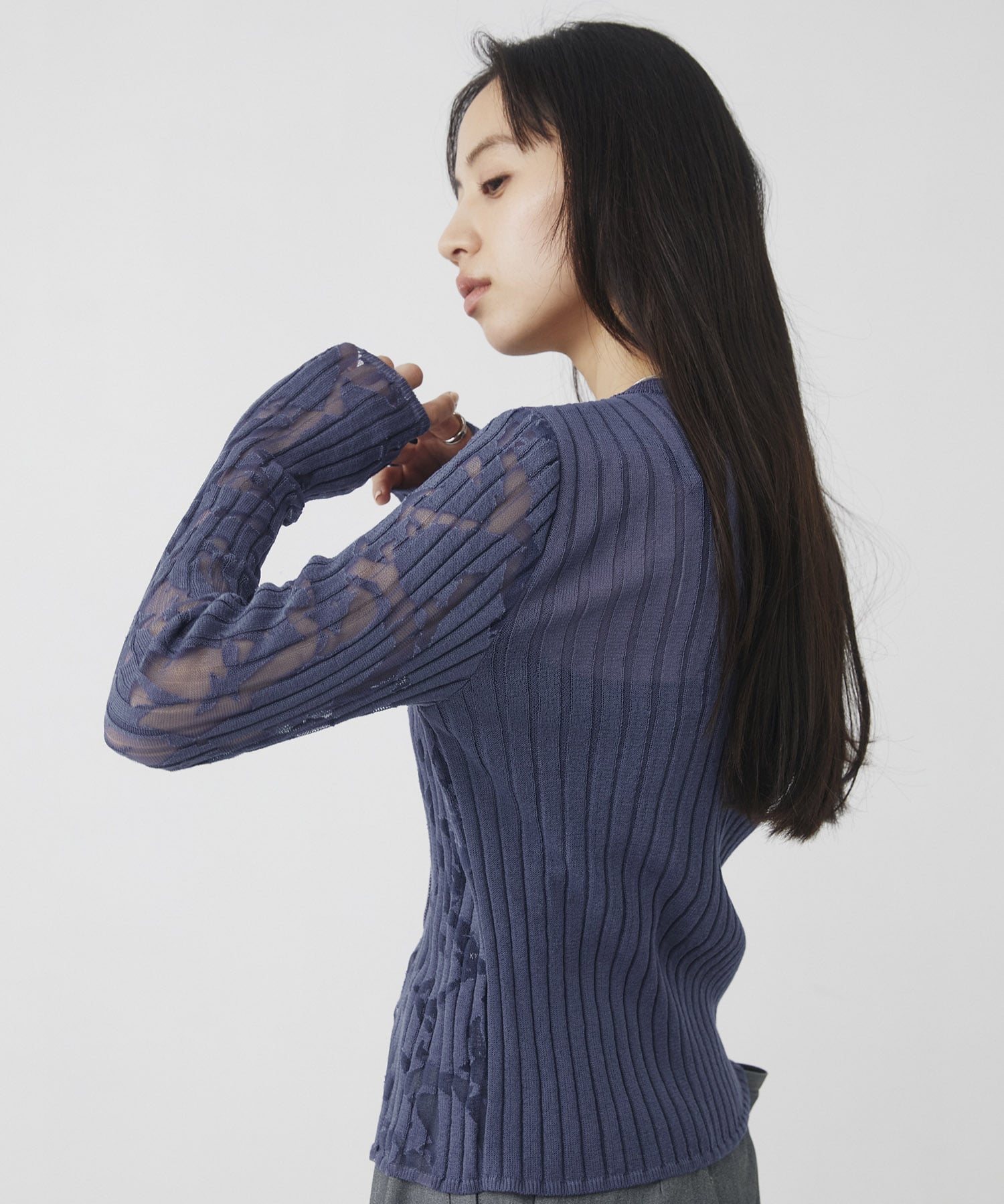 オパールニットカーデプルオーバー