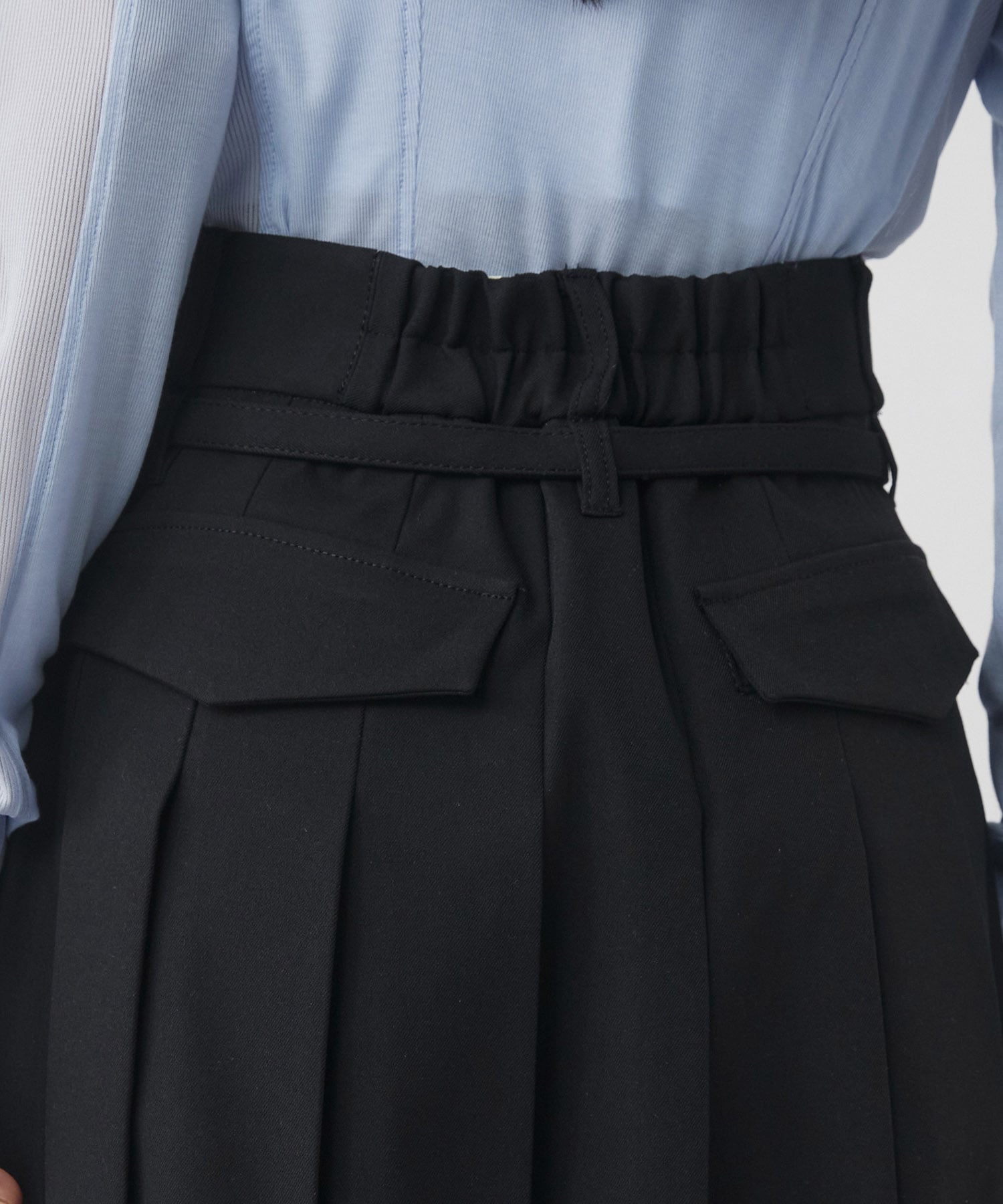 アシンメトリータックプリーツスカート
