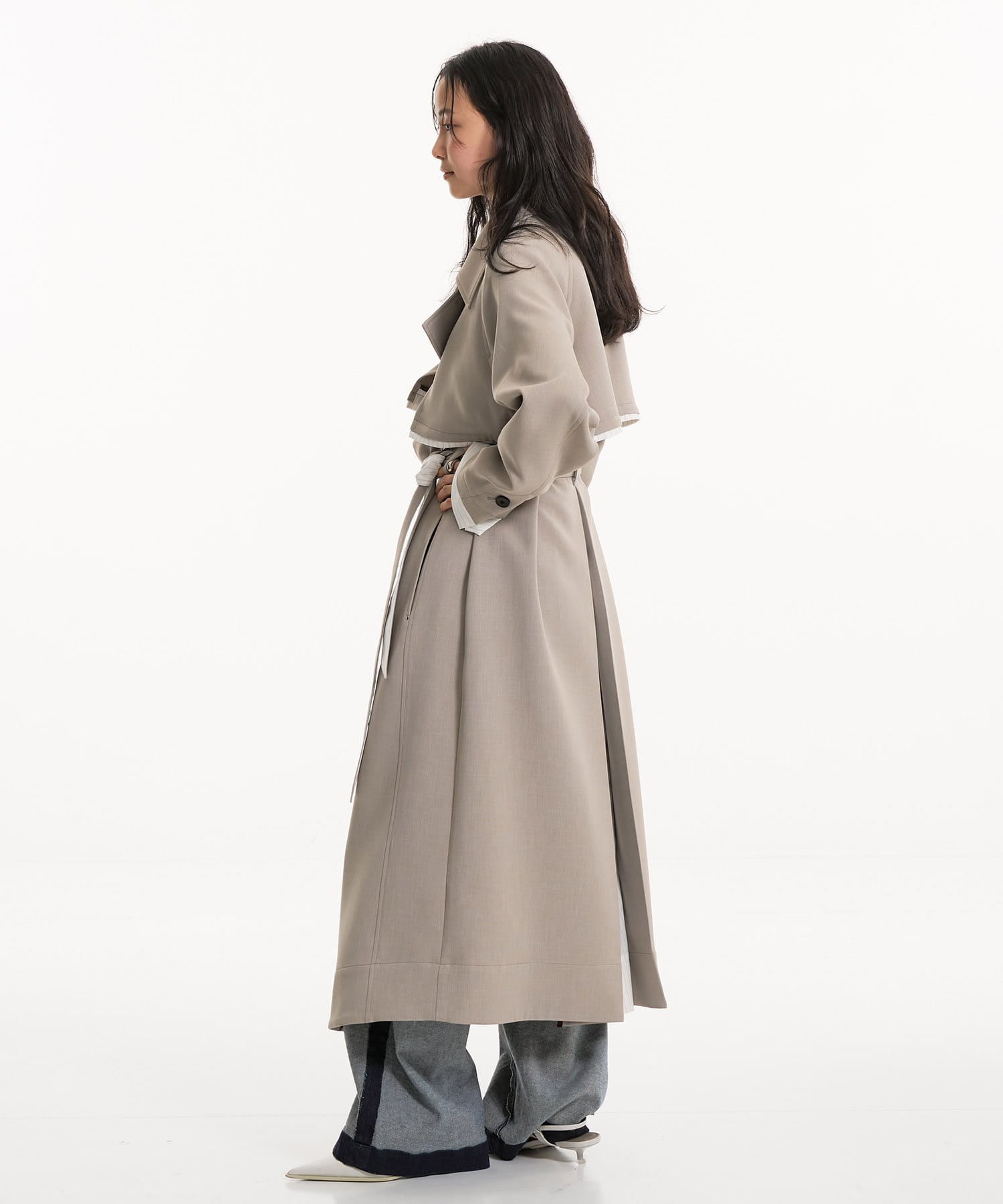 〈残りわずか〉レイヤーディテールトレンチコート