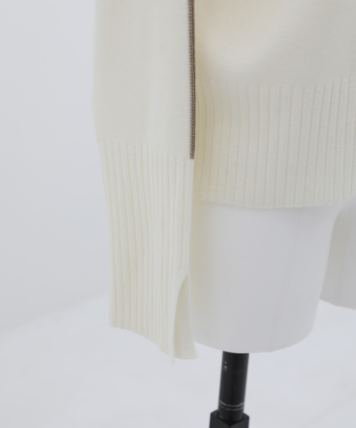 ウォッシャブルWOOLラインニット