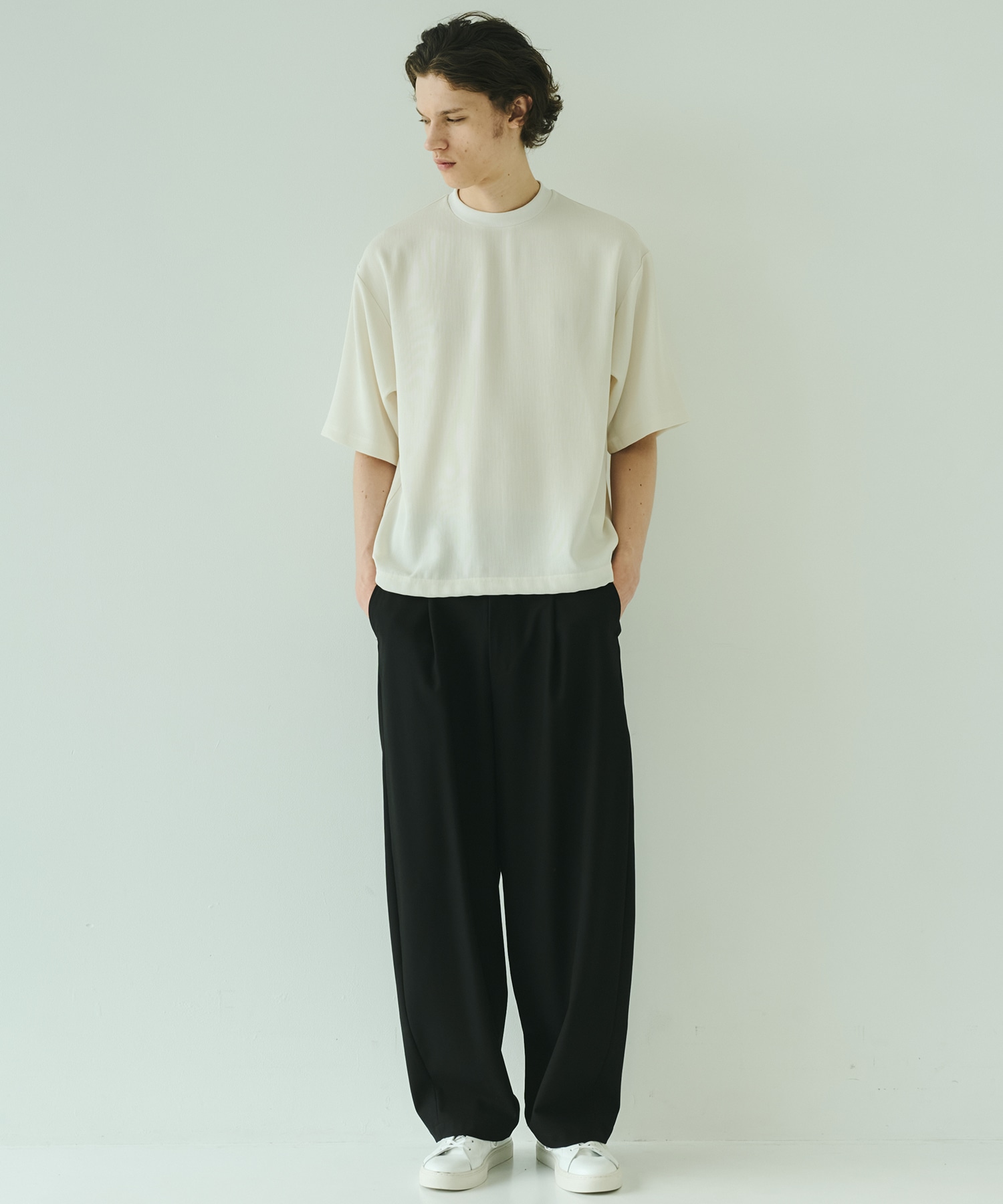 ハイツイスト バレルチノパンツ