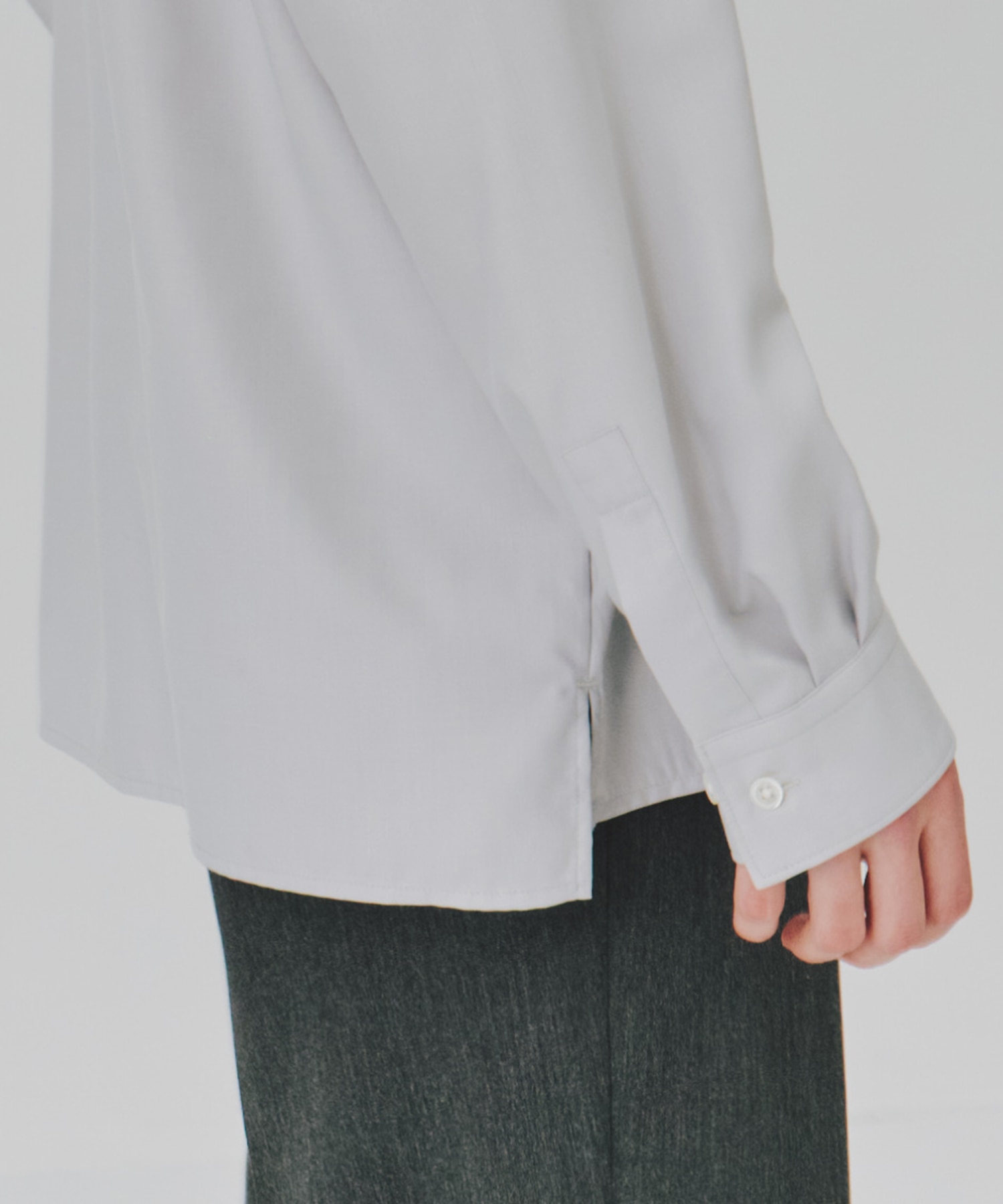 【一部店舗限定】DRY RAYON  リラックスシャツ