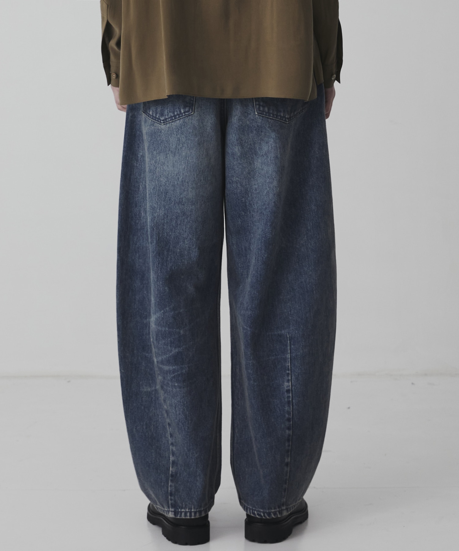 〈残りわずか｜再入荷なし〉オーバーダイ バレルデニムパンツ