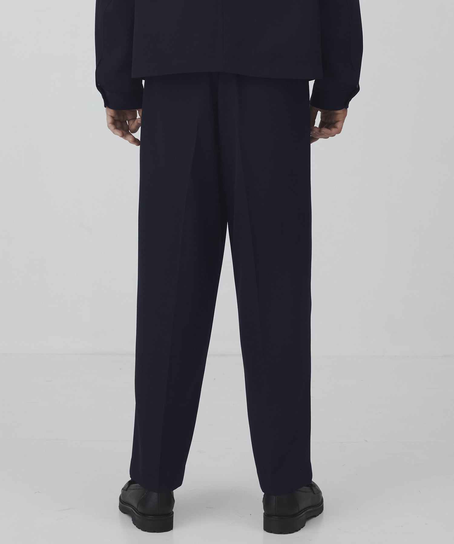 〈2026SS|数量限定〉MAX GABARDINE 3タックストレートパンツ