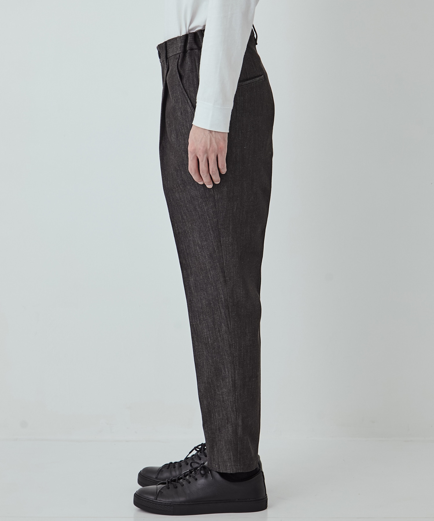 【一部店舗限定】9oz RAYON STRETCH テーパードデニム