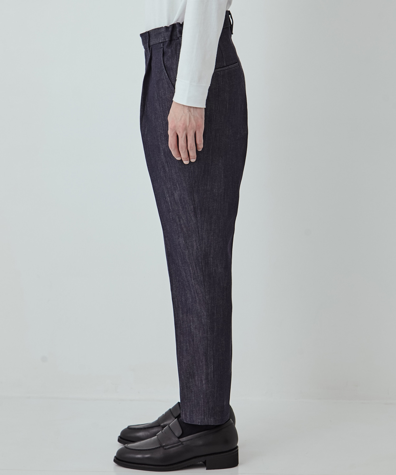 【一部店舗限定】9oz RAYON STRETCH テーパードデニム