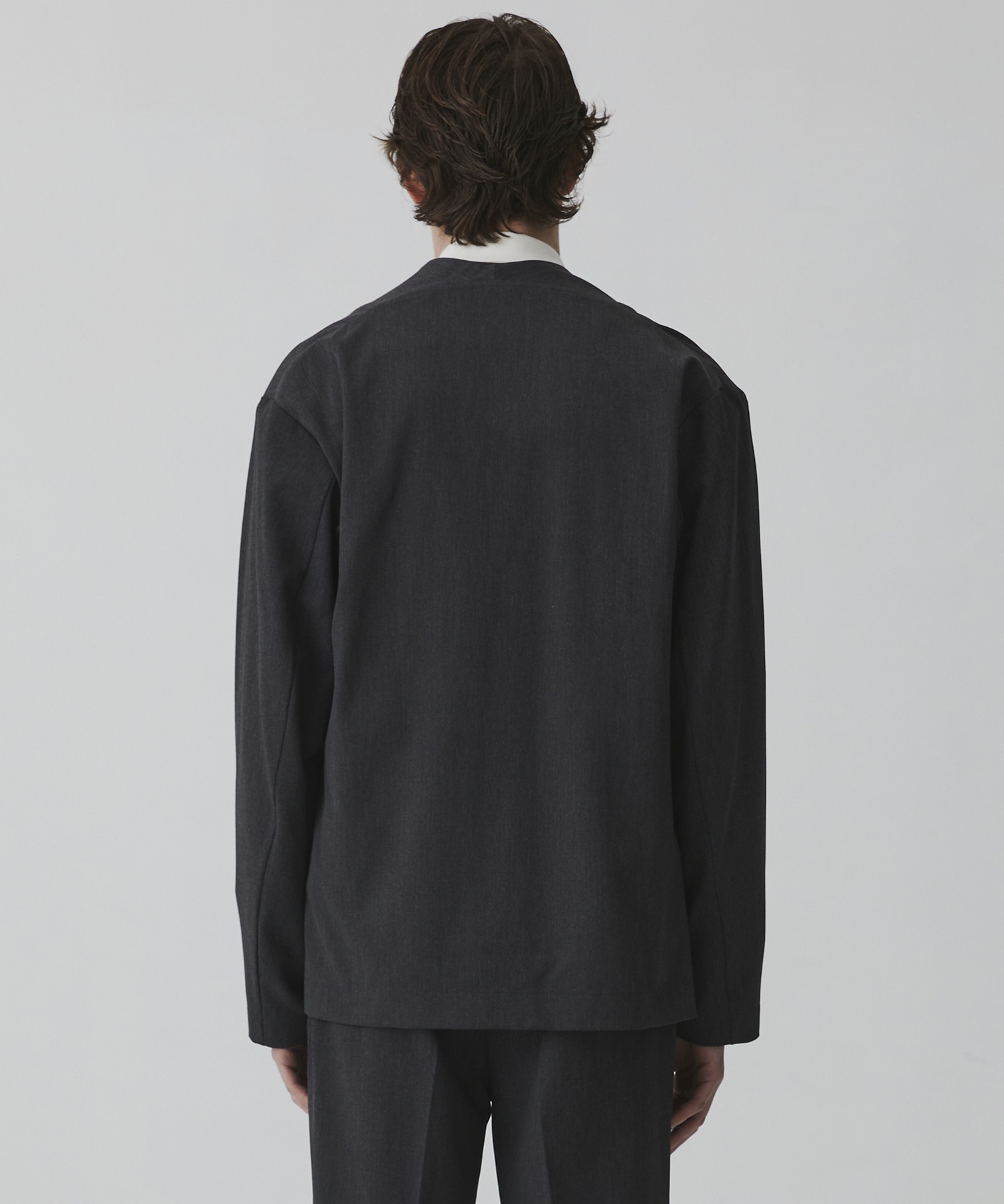 アウトラスト カーディガン