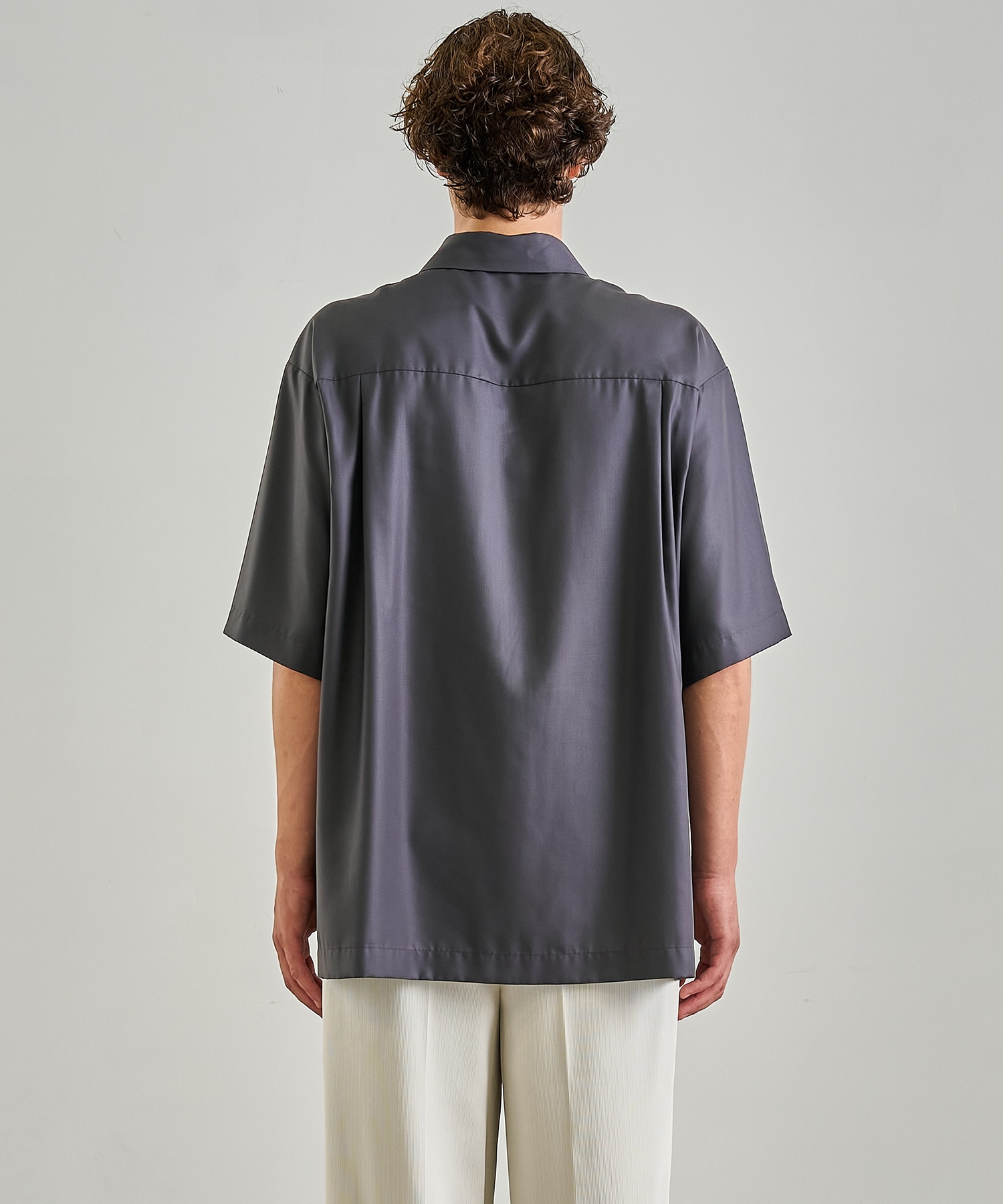 〈一部店舗限定〉DRY RAYON  ショートスリーブシャツ