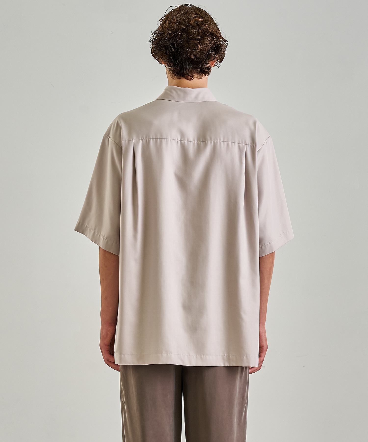〈一部店舗限定〉DRY RAYON  ショートスリーブシャツ