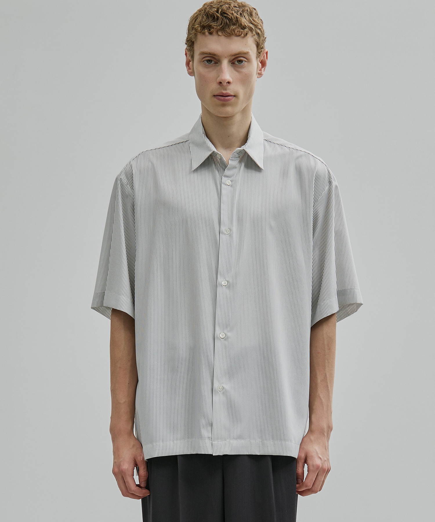 【一部店舗限定】DRY RAYON ストライプショートスリーブシャツ