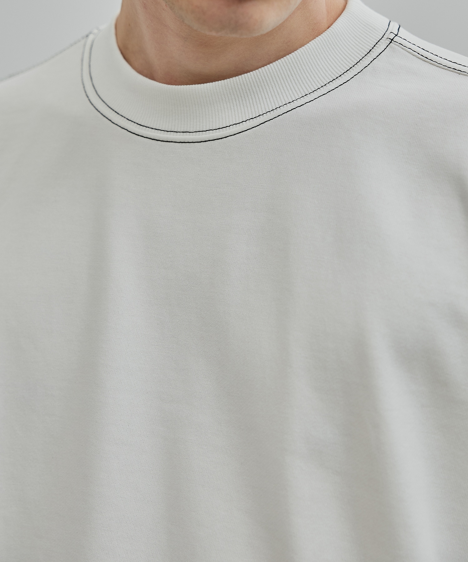 コントラストステッチドッキングTシャツ