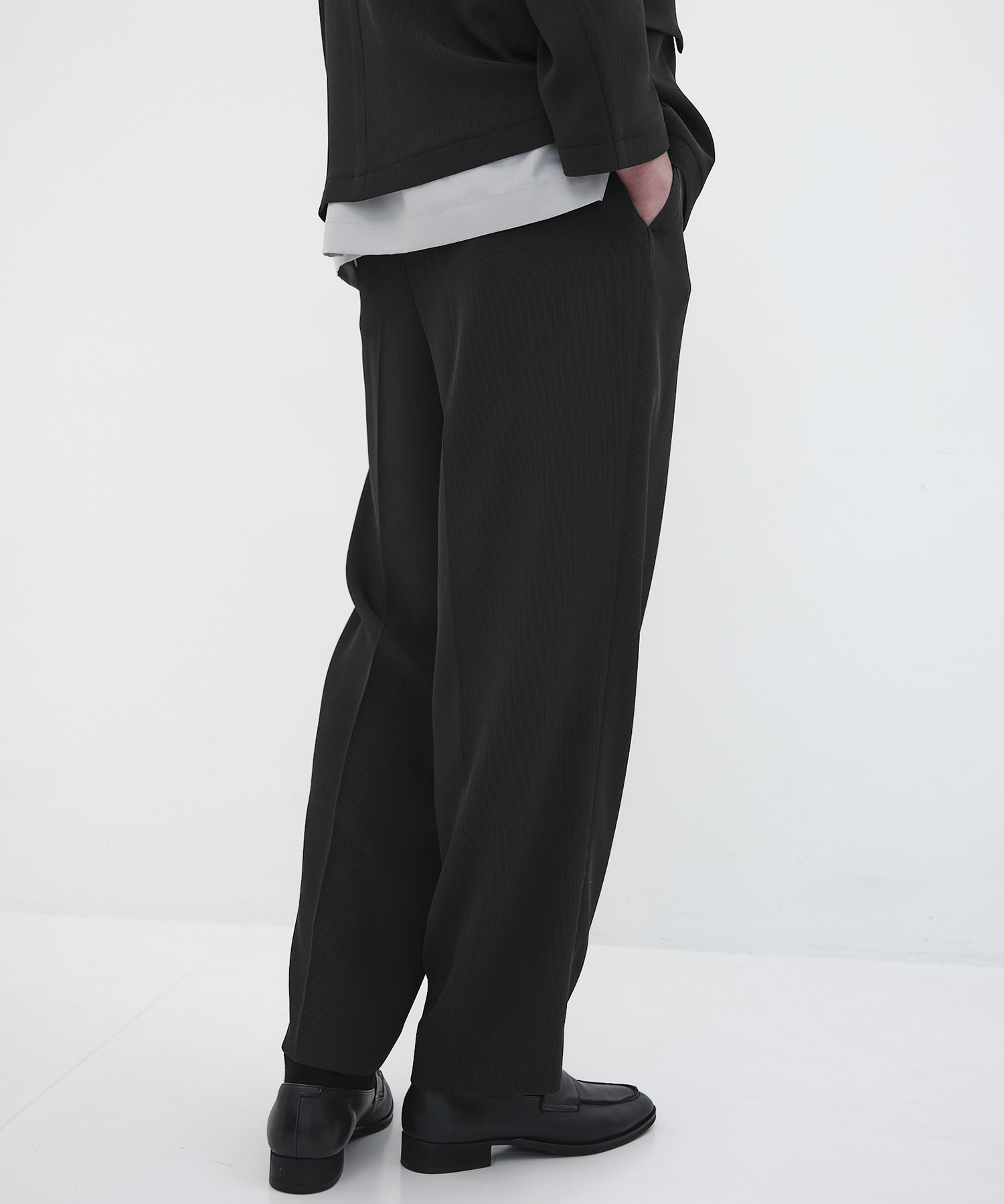 【再入荷】COLD DRY PLEATS 2タックイージーパンツ