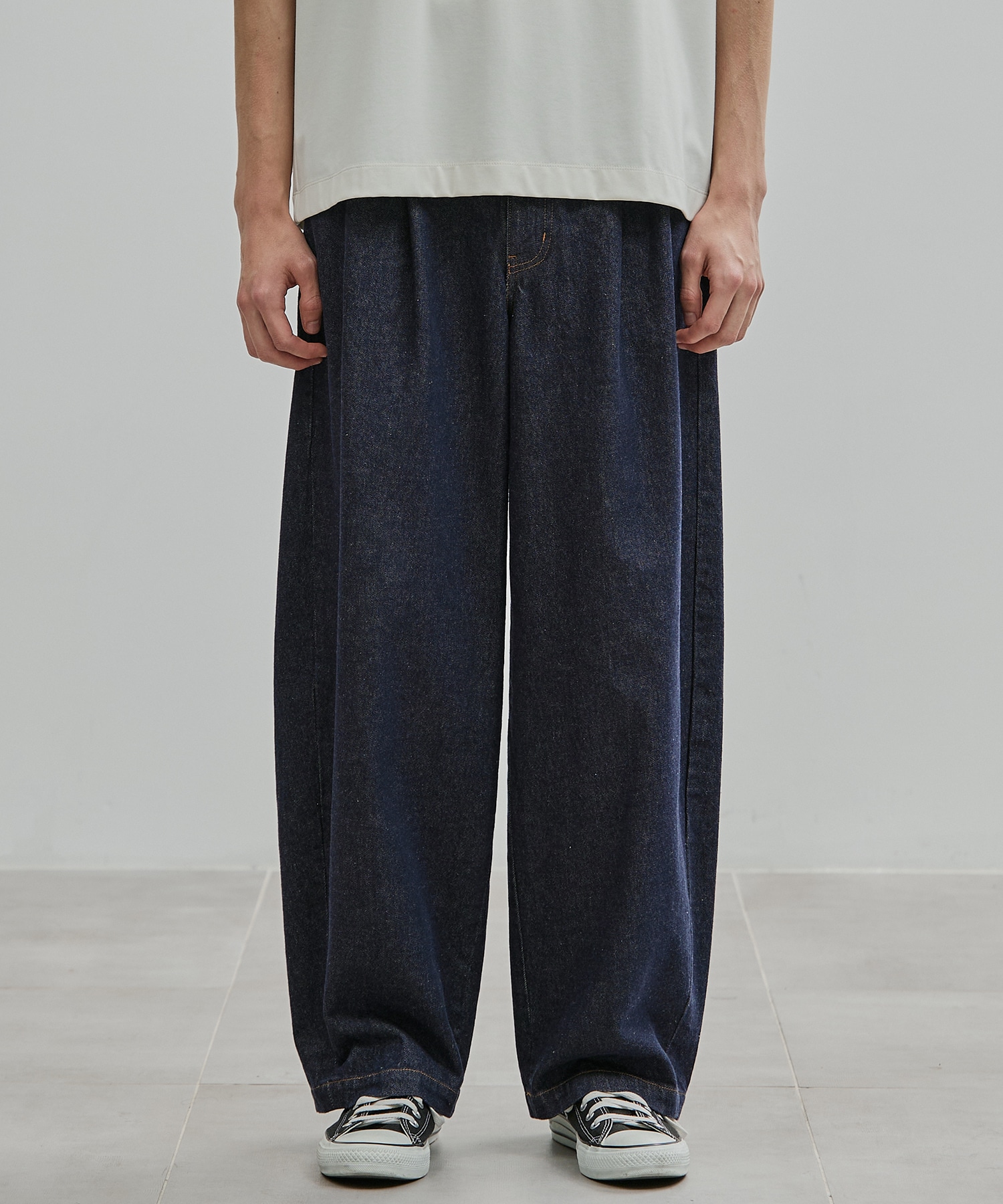 REACTIVE DENIM バレルパンツ