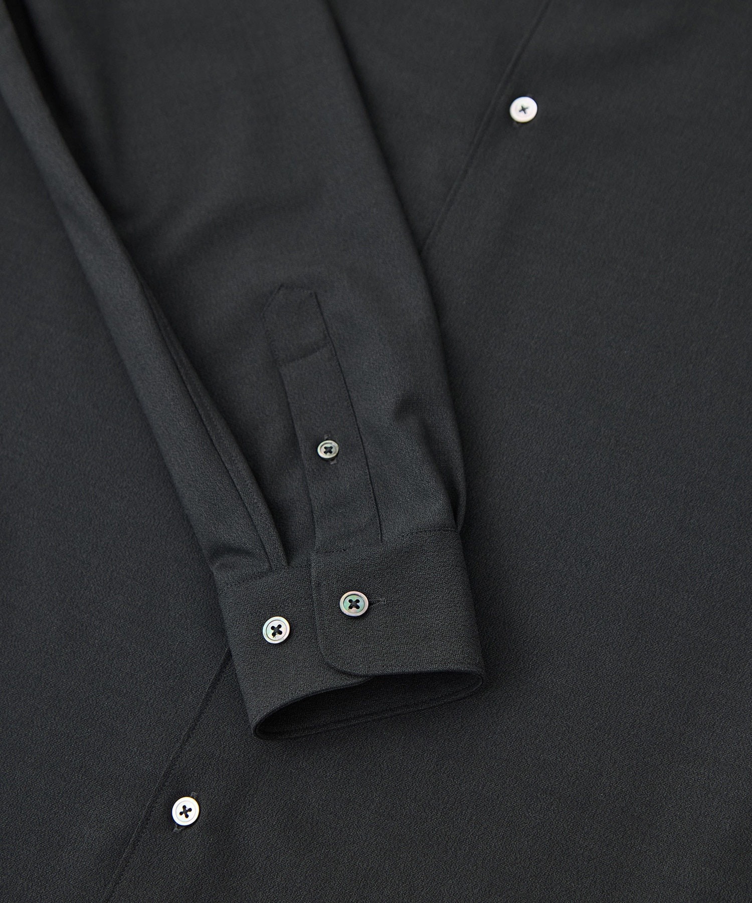 〈WEB限定〉アウトラストバンドカラーシャツ