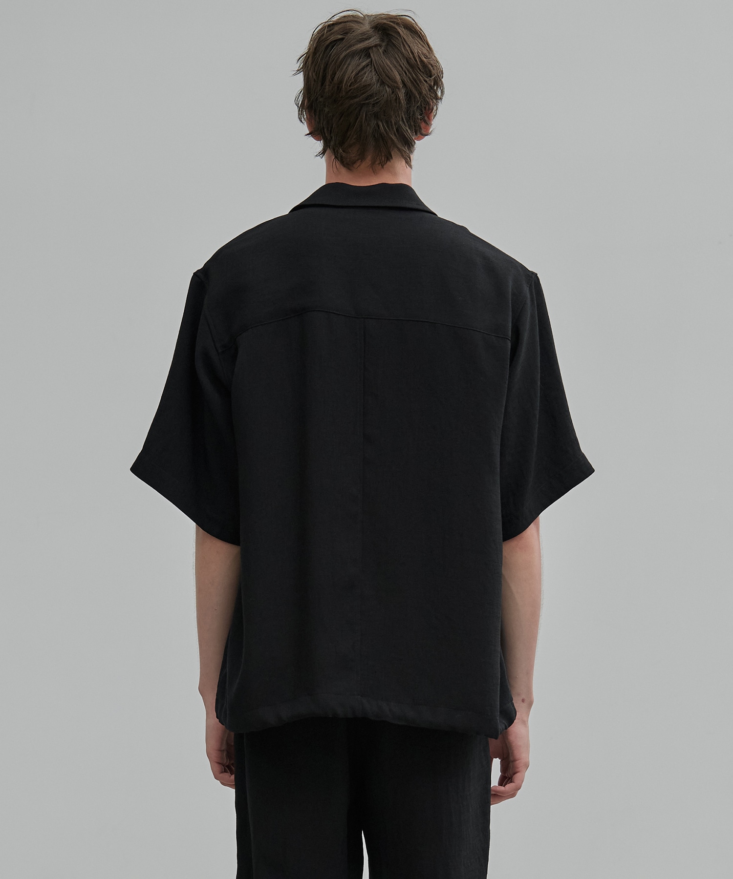 〈新発売〉MODERN SILK LINEN ショートスリーブブルゾン