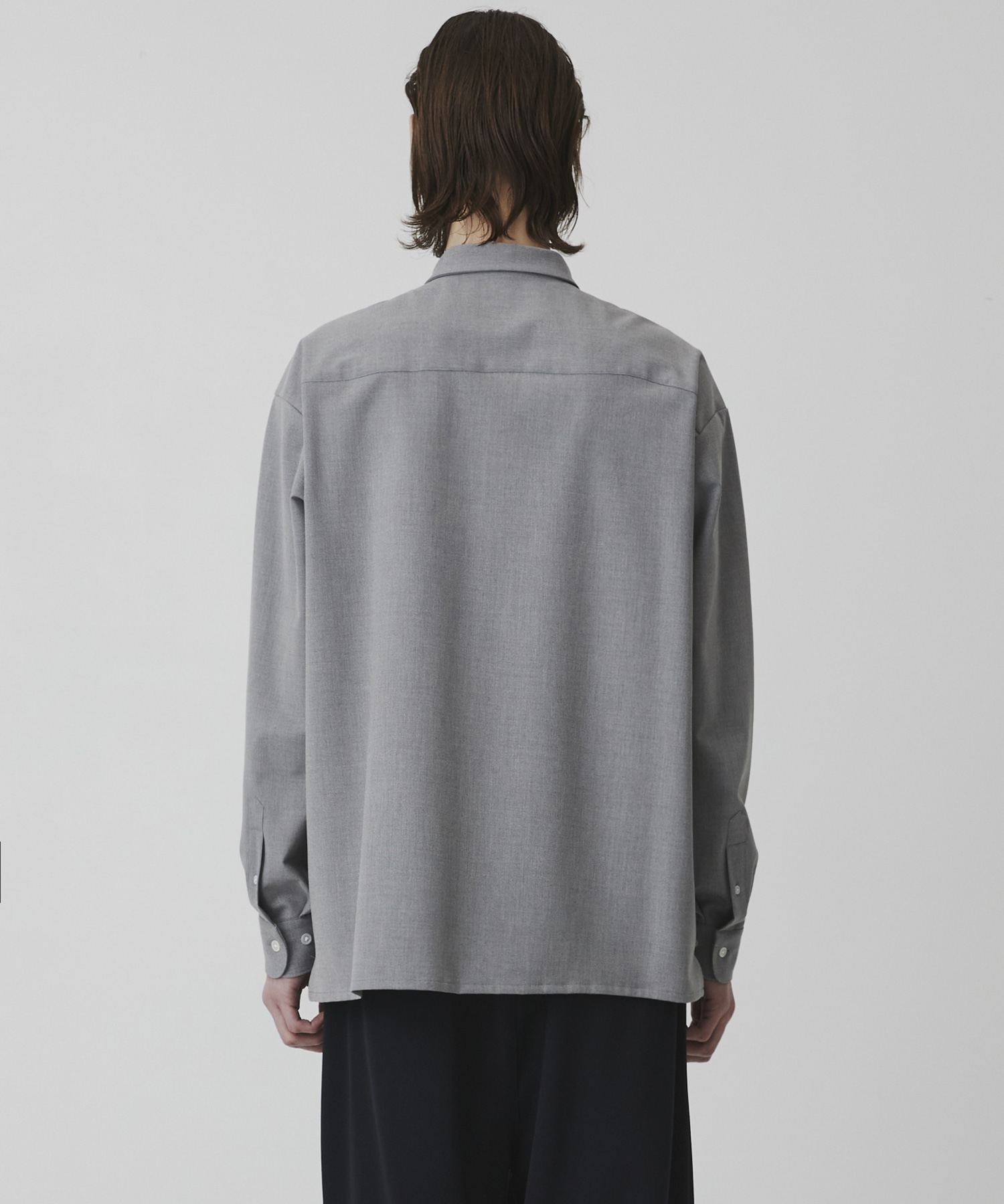 アウトラストロングスリーブシャツ