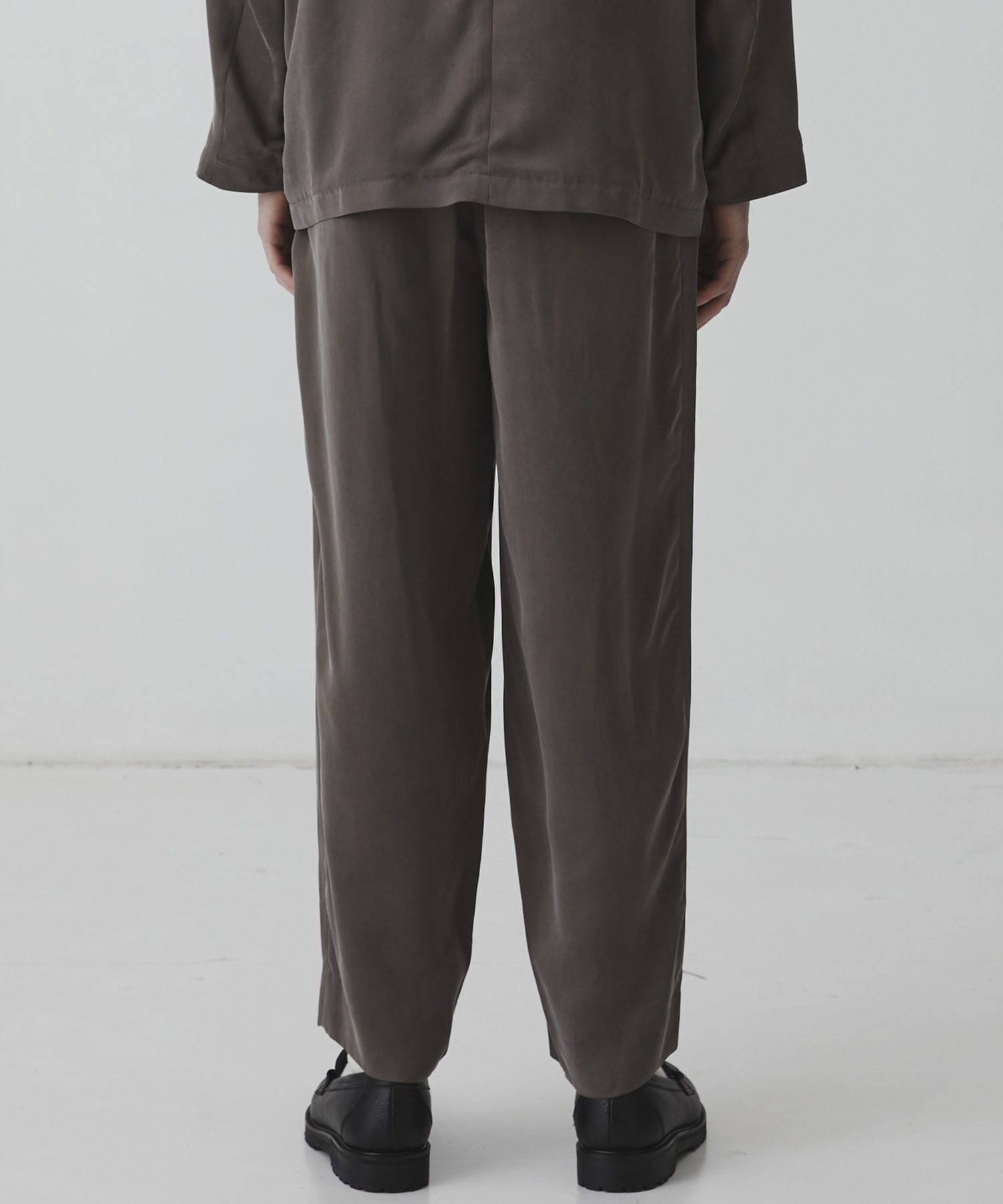 HIGH TWIST CUPRA 2タックイージーパンツ