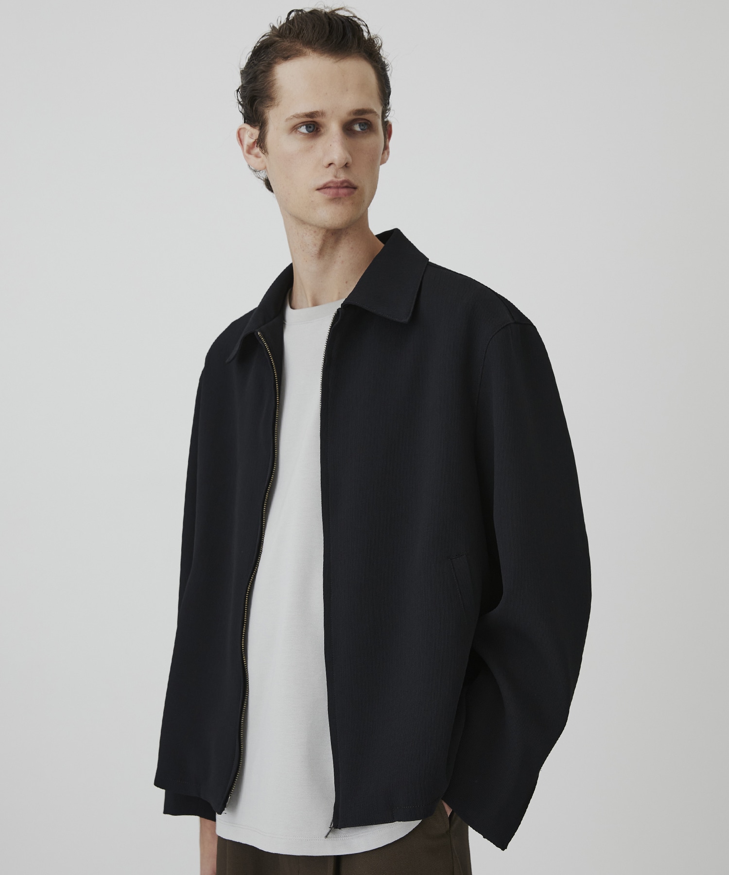 COLD DRY PLEATS ハリントンブルゾン