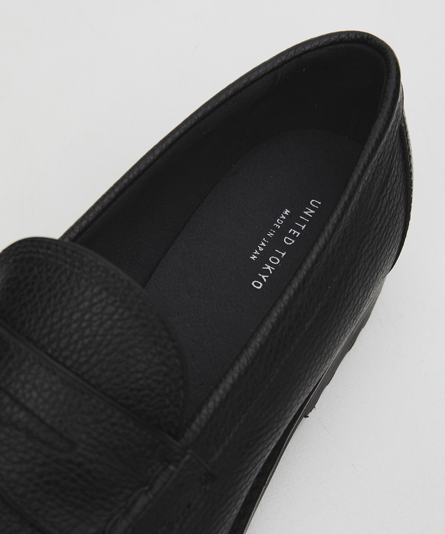 Vibram LEATHER LOAFER