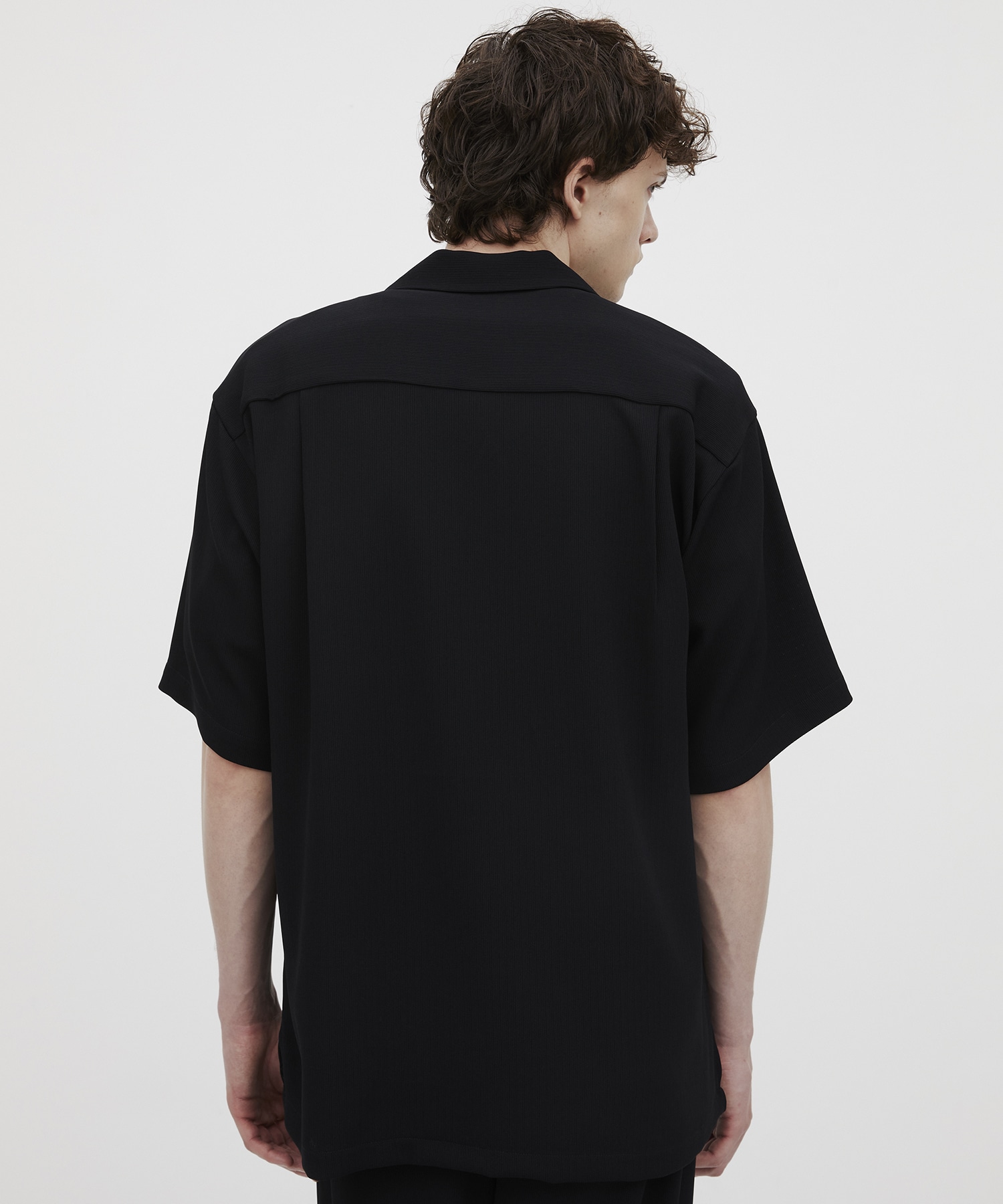 COLD DRY PLEATS オープンカラーシャツ