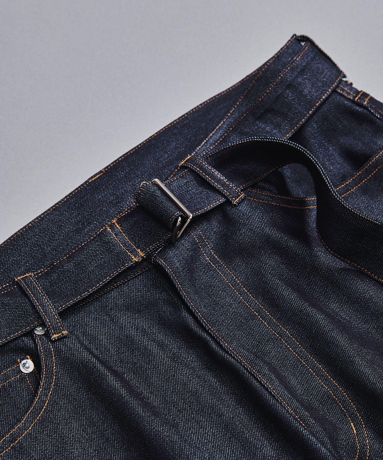 〈数量限定〉TYPEZ SILK DENIM STRAIGHT PANTS