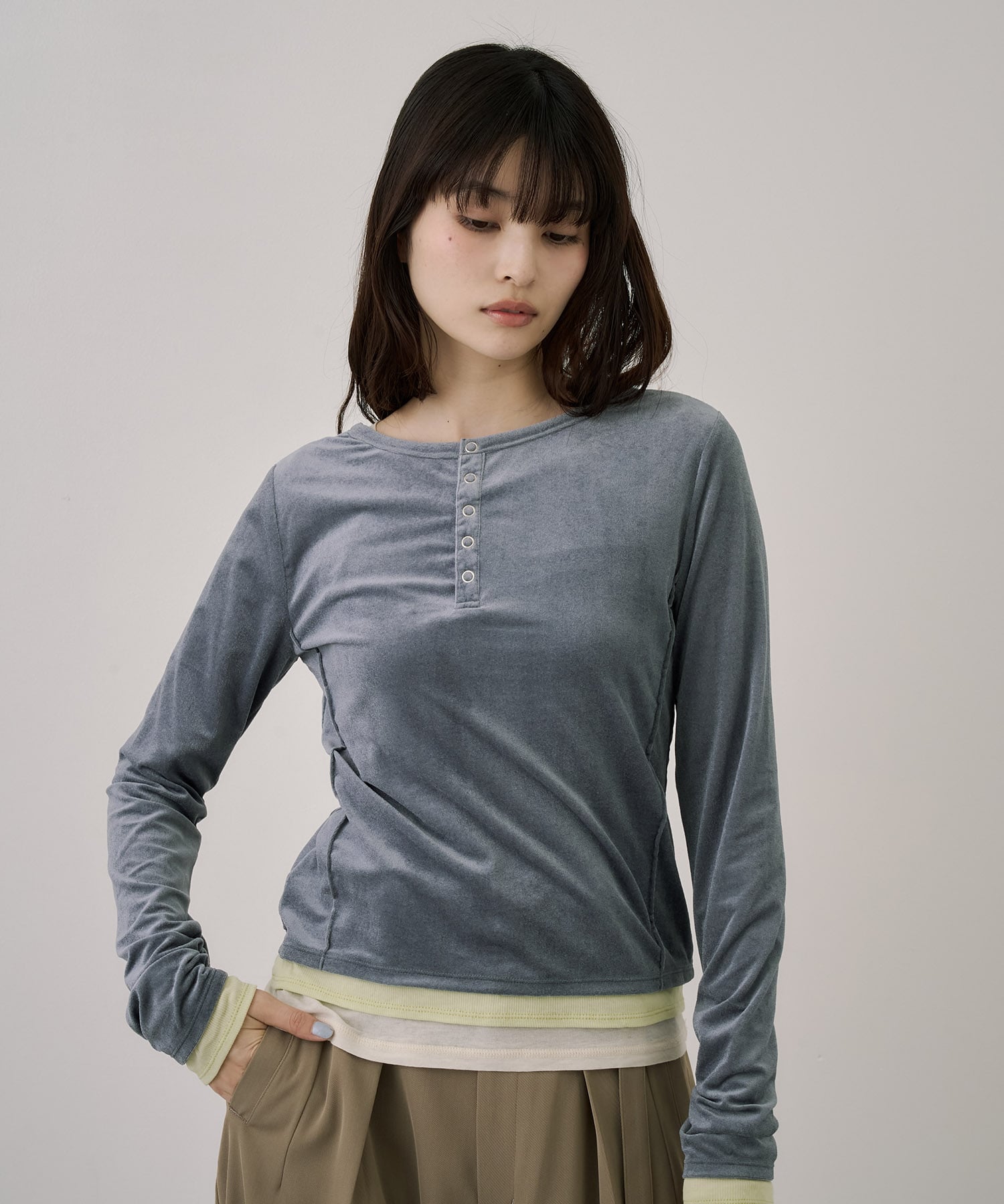 〈残りわずか〉2WAYルーズフィットベロアトップス