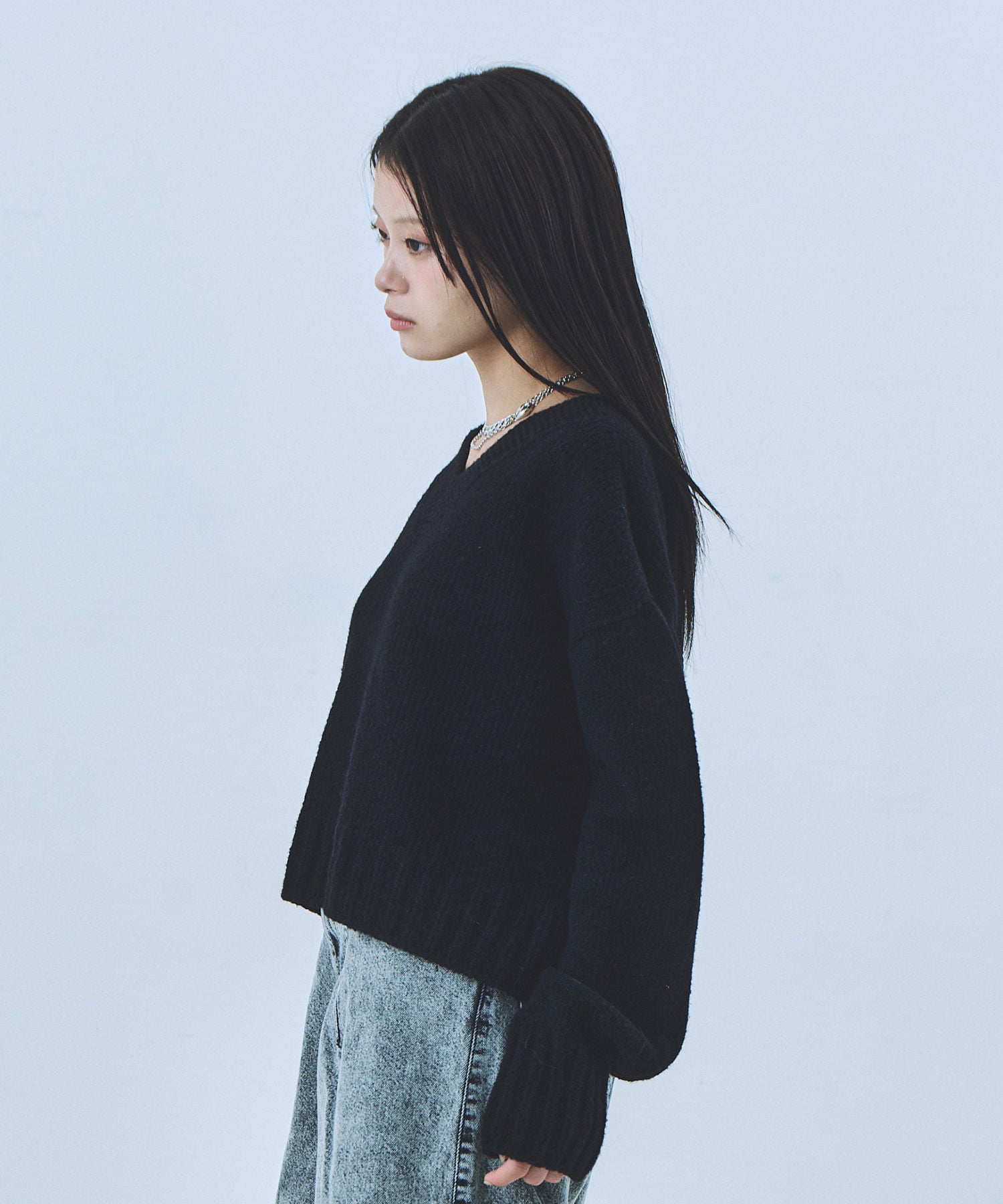 残りわずか〉ループヤーンVネックニット(FREE BLACK): : ウィメンズ