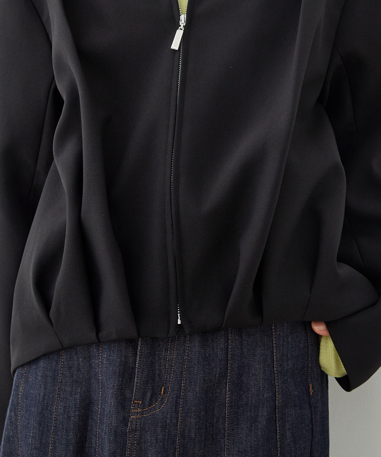 バックベルトタックブルゾン