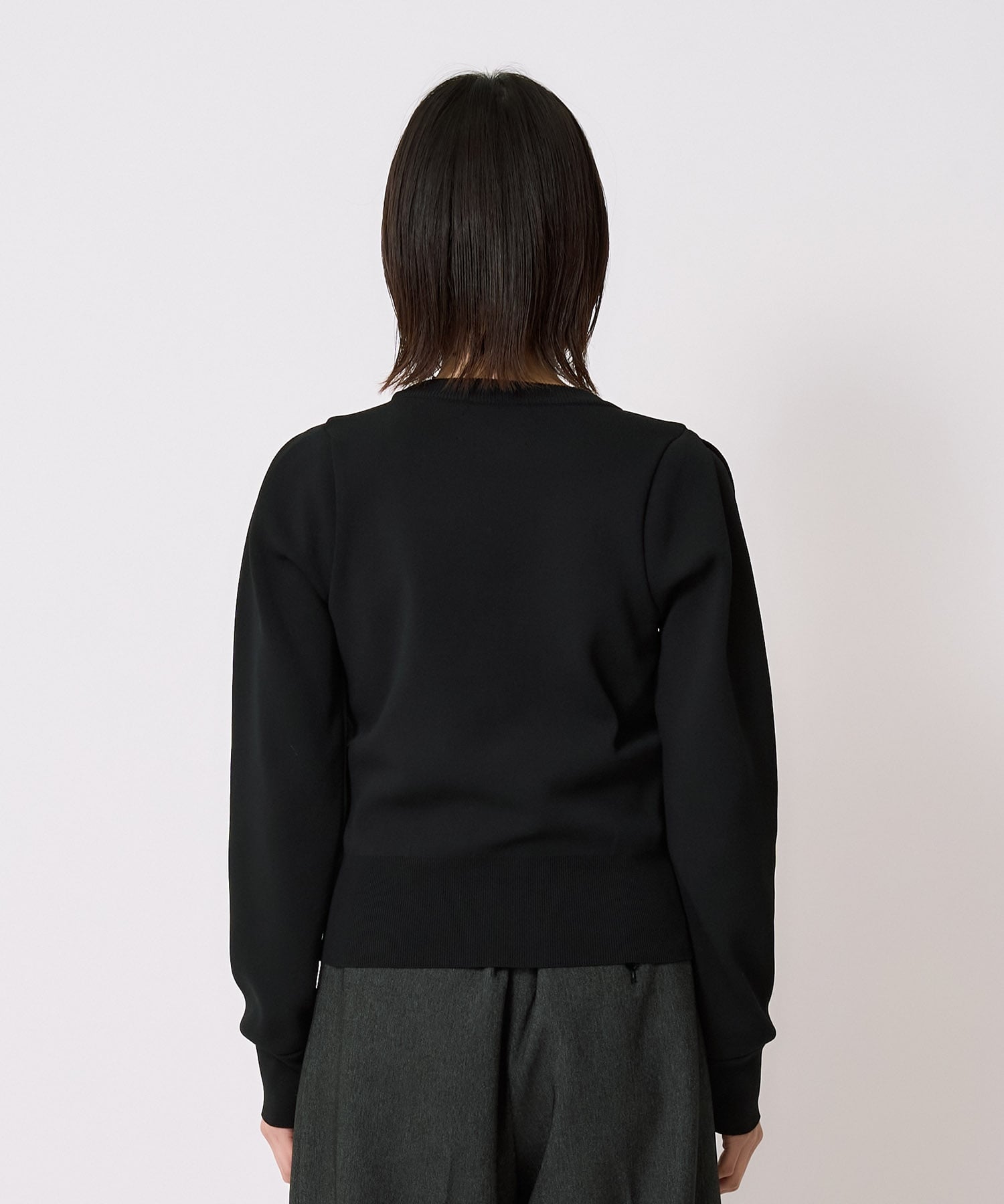 ショルダータックニットトップス