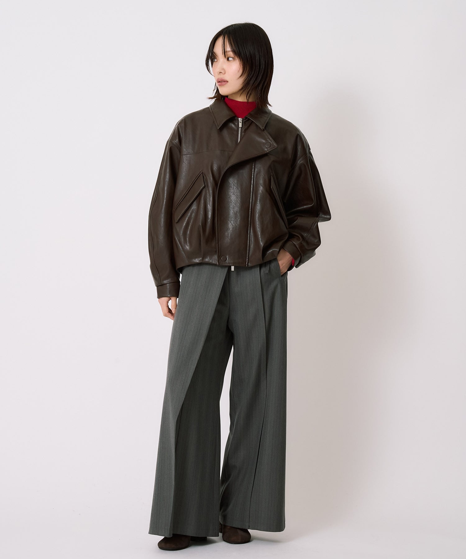 コクーンレザーボンバージャケット